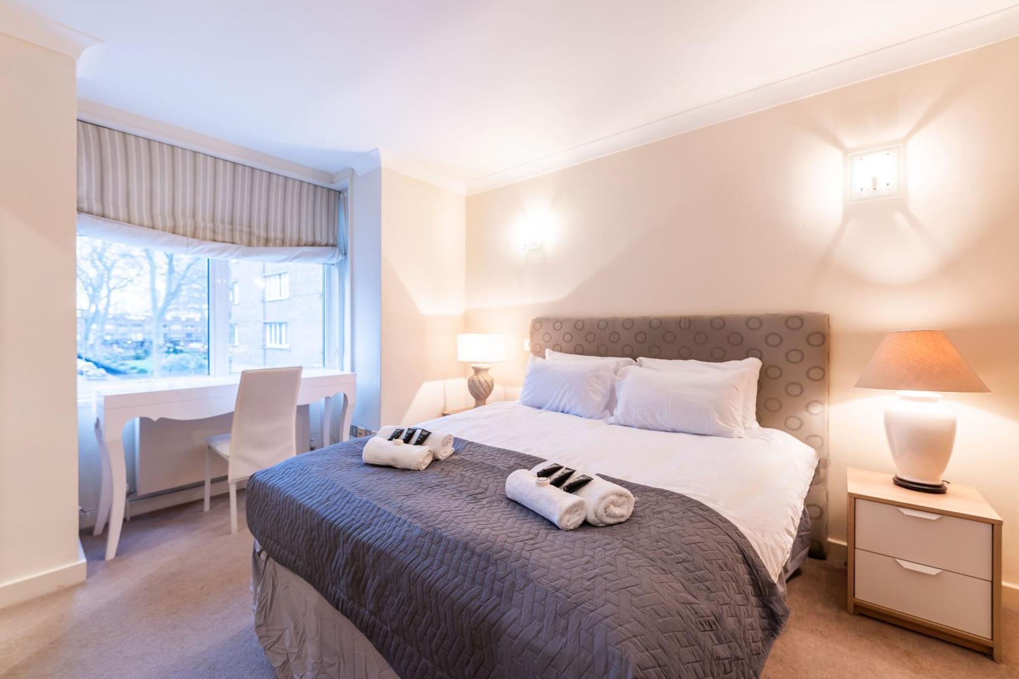 Luxury 6 Bedroom House In Southwick Street Apartamento Londres