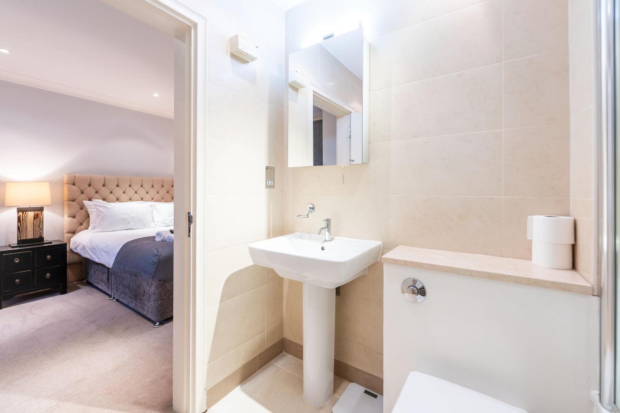 Apartamento Luxury 6 Bedroom House In Southwick Street *