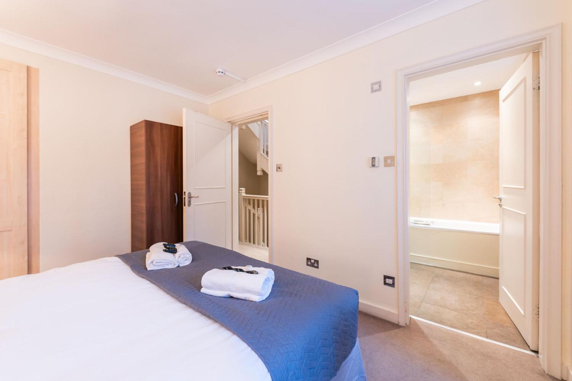 Apartamento Luxury 6 Bedroom House In Southwick Street