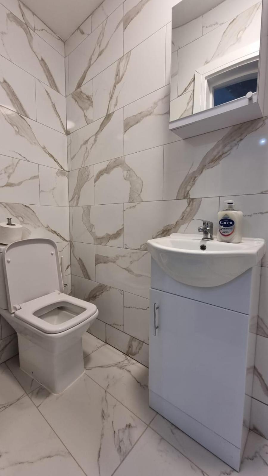 Brand New Flat Close To Turnpike Lane Tube Station Apartamento Londres
