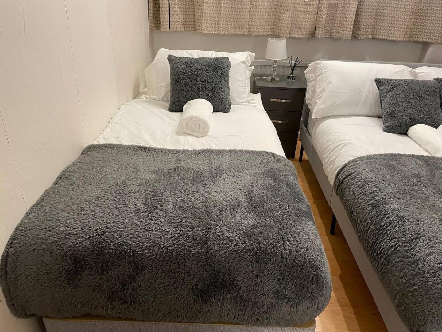 Well-preserved Cozy1br Flat In Lcy With Free Parking Apartamento