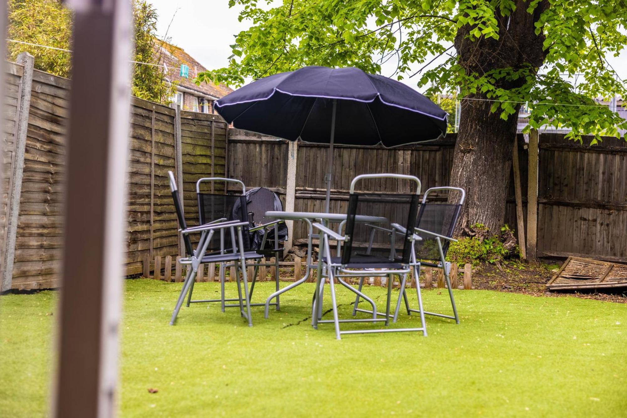 3kingbr&sofabed-garden-aircon-bbq-parkg Hébergement de vacances
