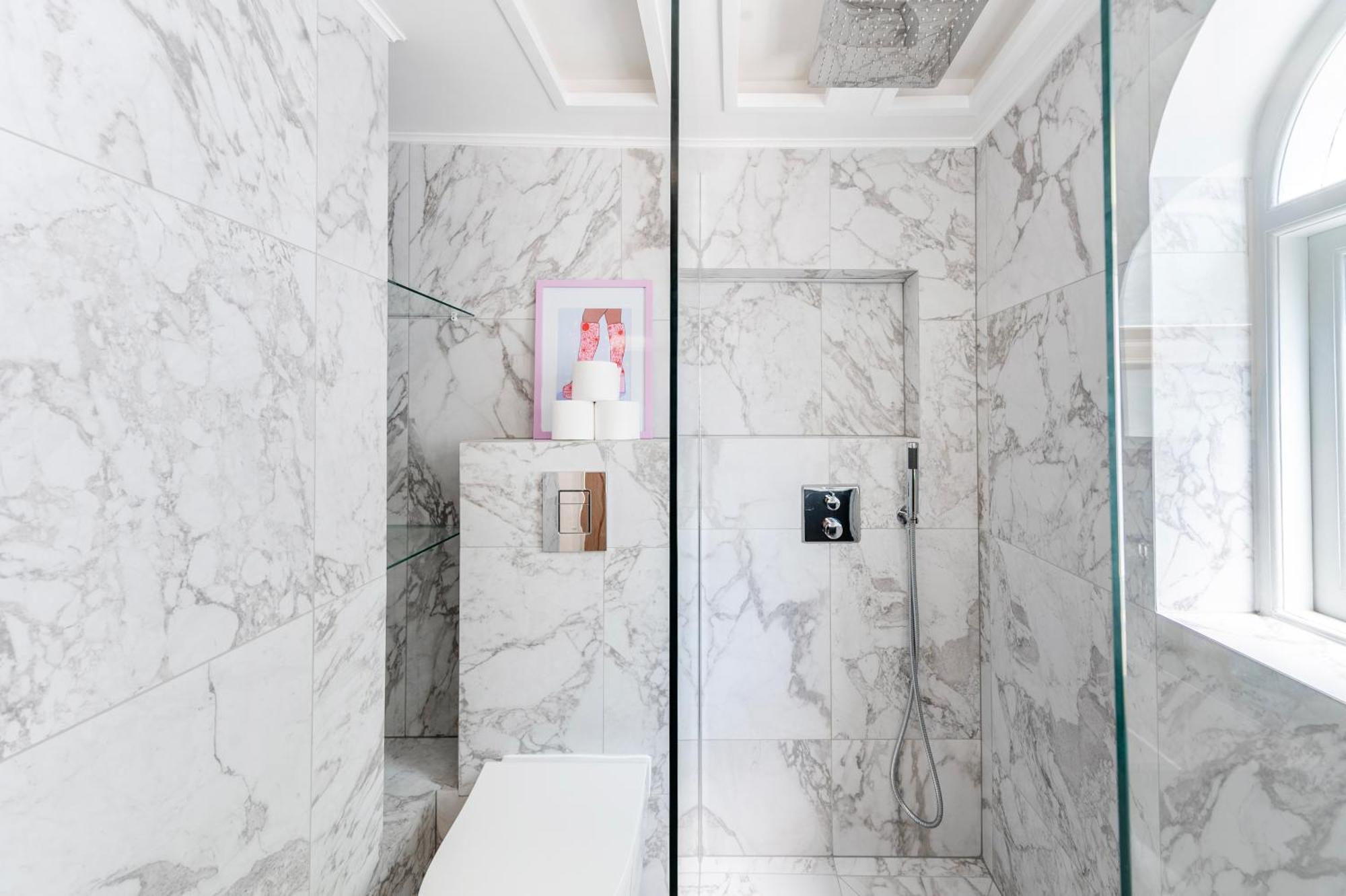 Hébergement de vacances Townhouse Moments From Hyde Park & Notting Hill - Free Luggage Storage Nearby And In Unit Washing Machine & Dryer *