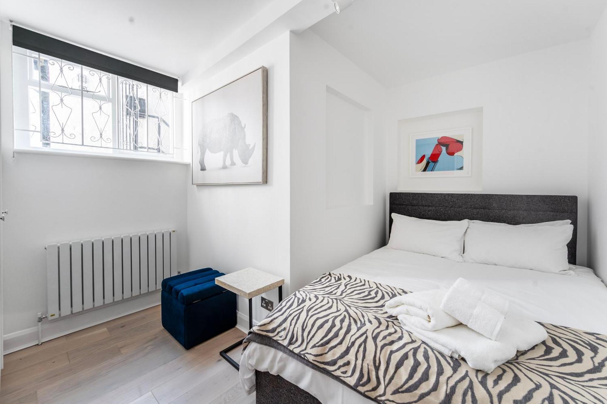 Townhouse Moments From Hyde Park & Notting Hill - Free Luggage Storage Nearby And In Unit Washing Machine & Dryer *