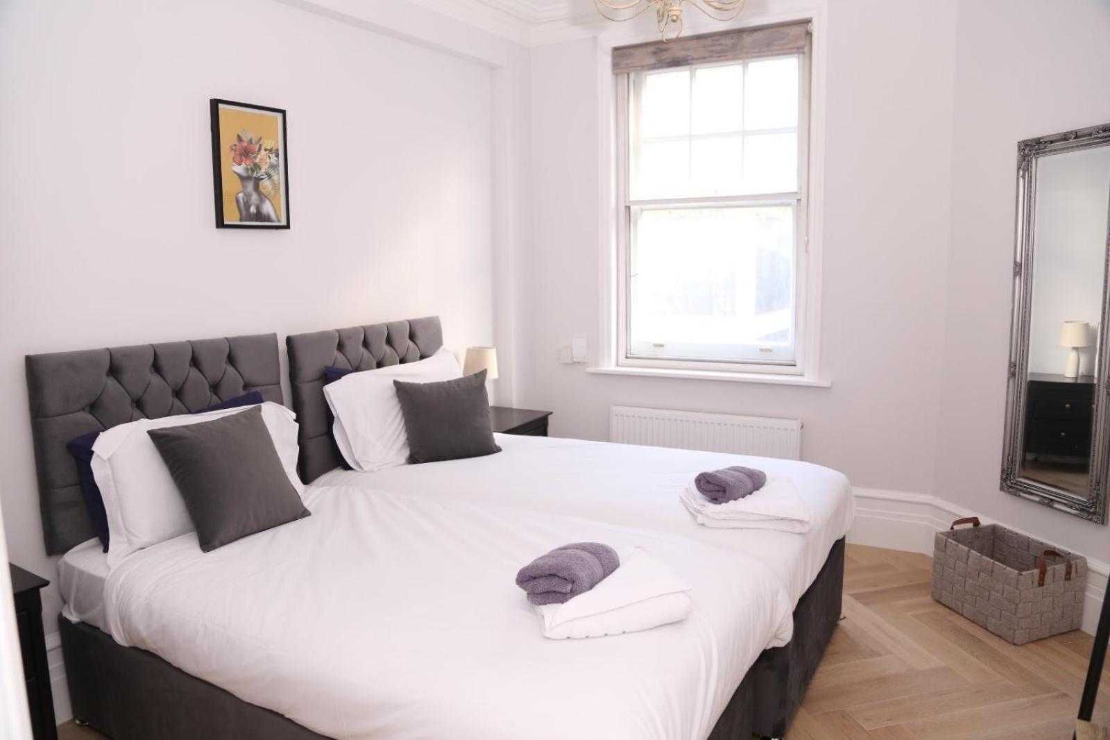 Star Warwick Mansions 4-bed Retreat Apartamento