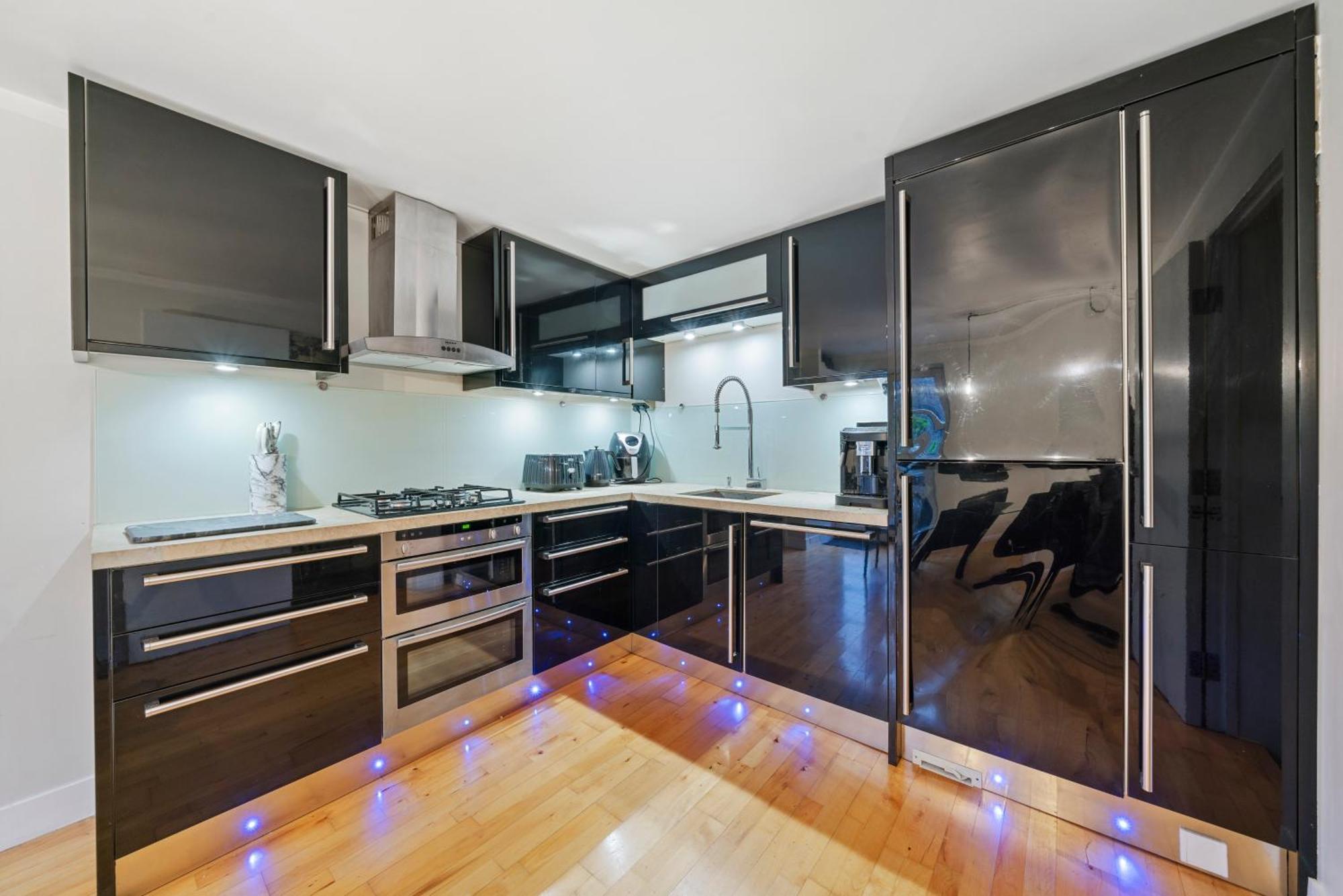 Glamorous 2br House, Outdoor Space & Free Parking * Londres