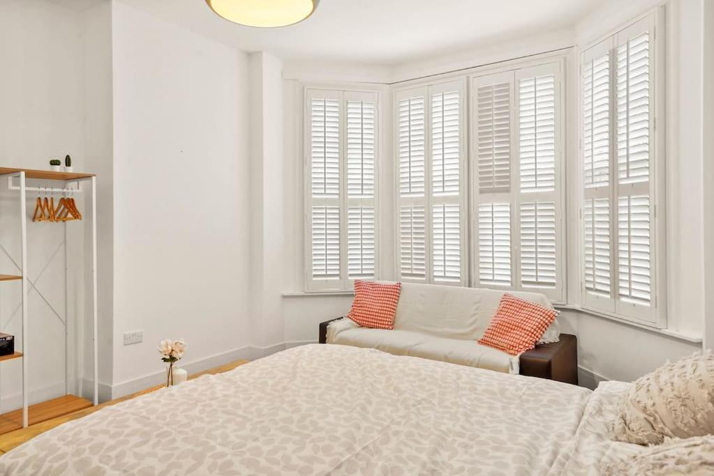 Appartement Stunning 2 Bedroom Flat & Garden, *