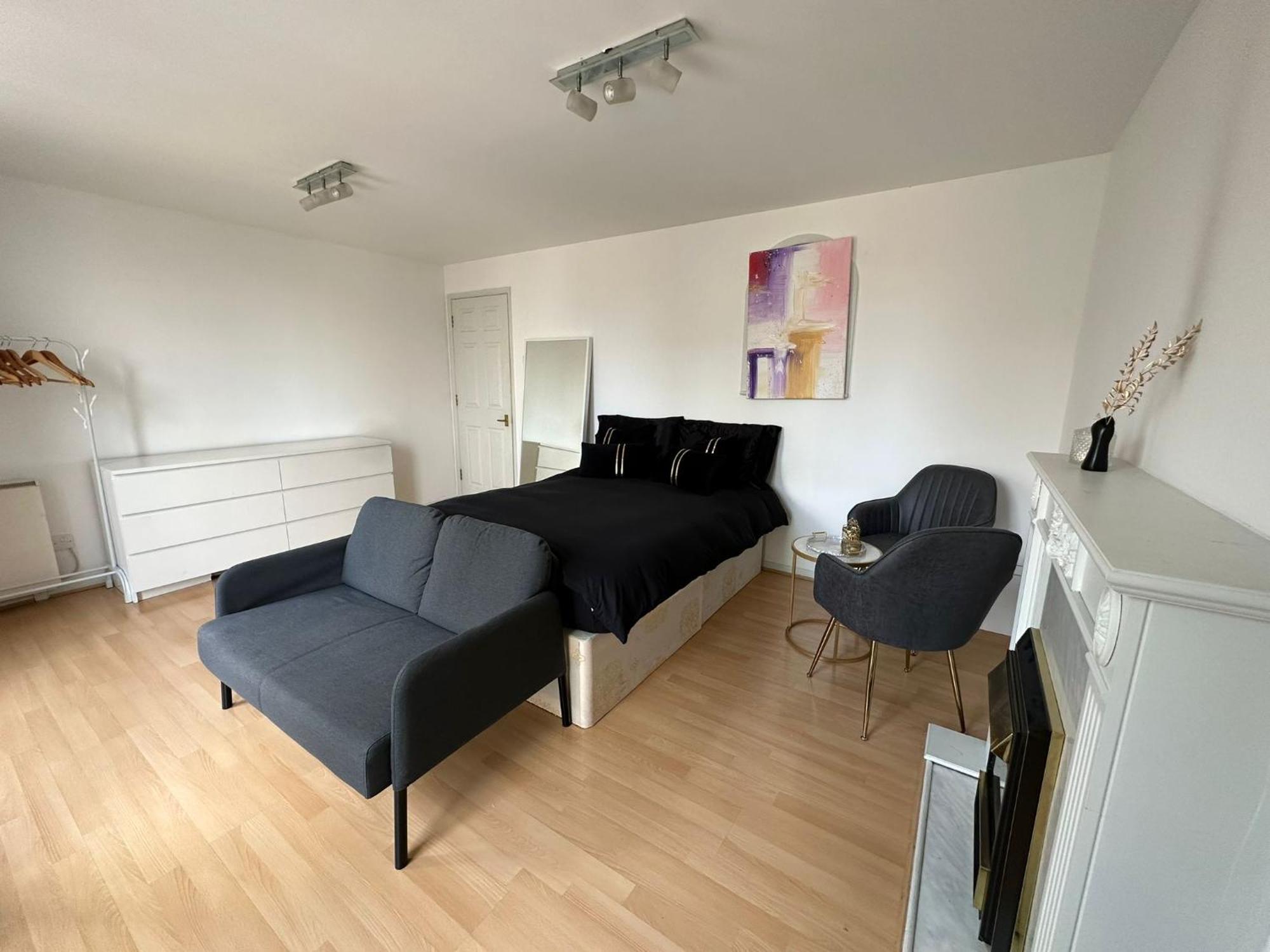 Luxury Near Eye Zone 1 Guest house London