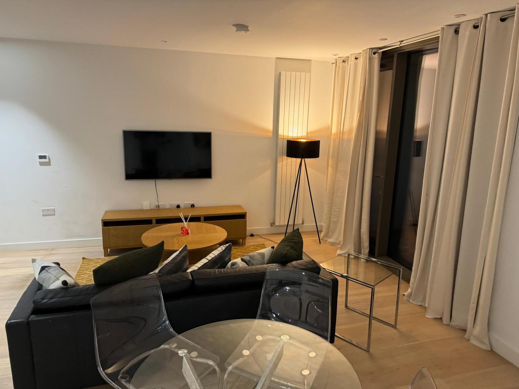 Docklands Stunning 2 Bed