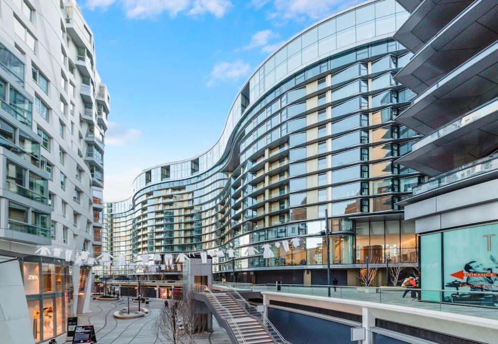 Luxury 3 Bedroom Battersea Power Appartement *