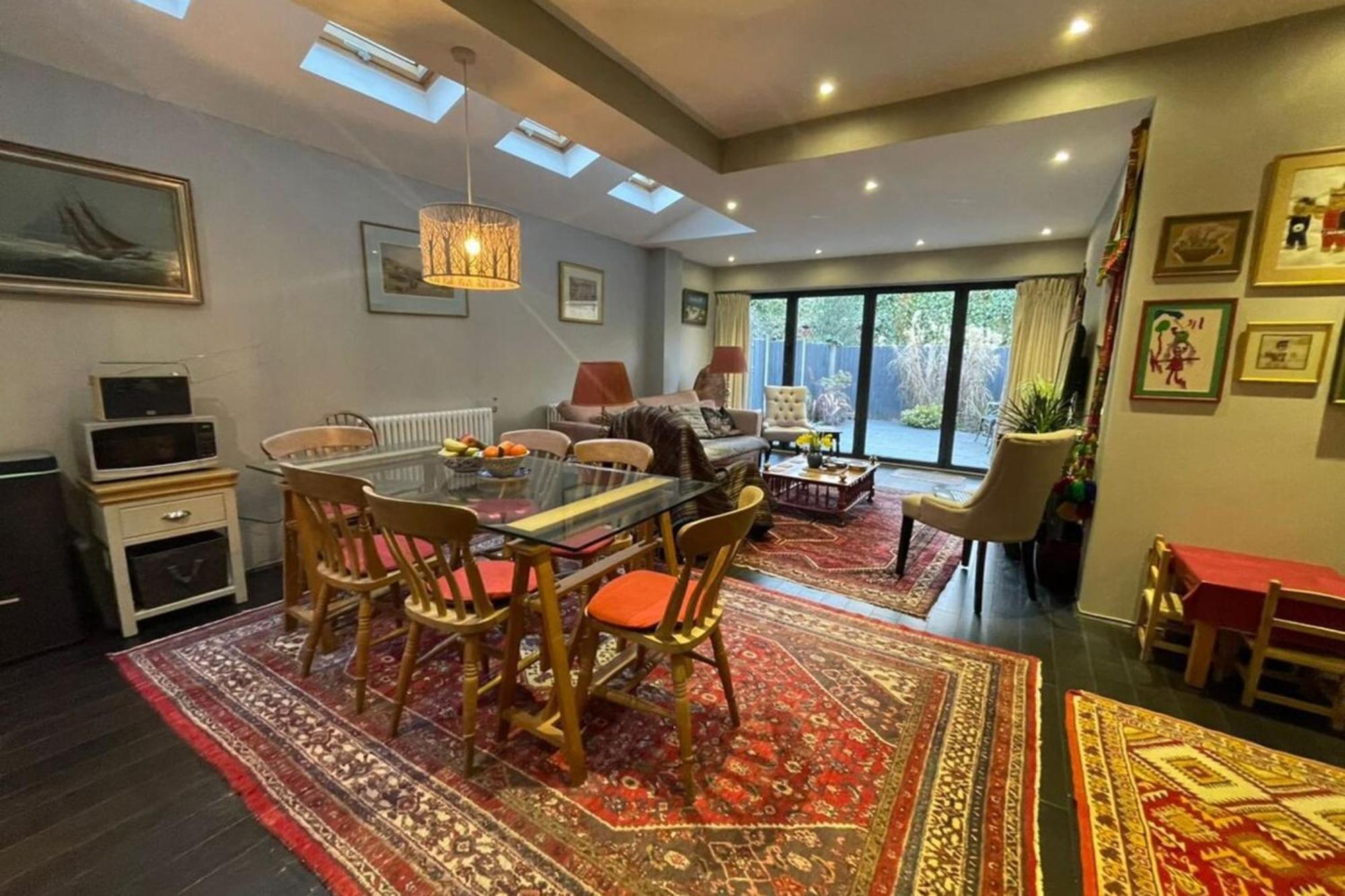 Appartement Luxurious 1 Bedroom Flat With Private Garden