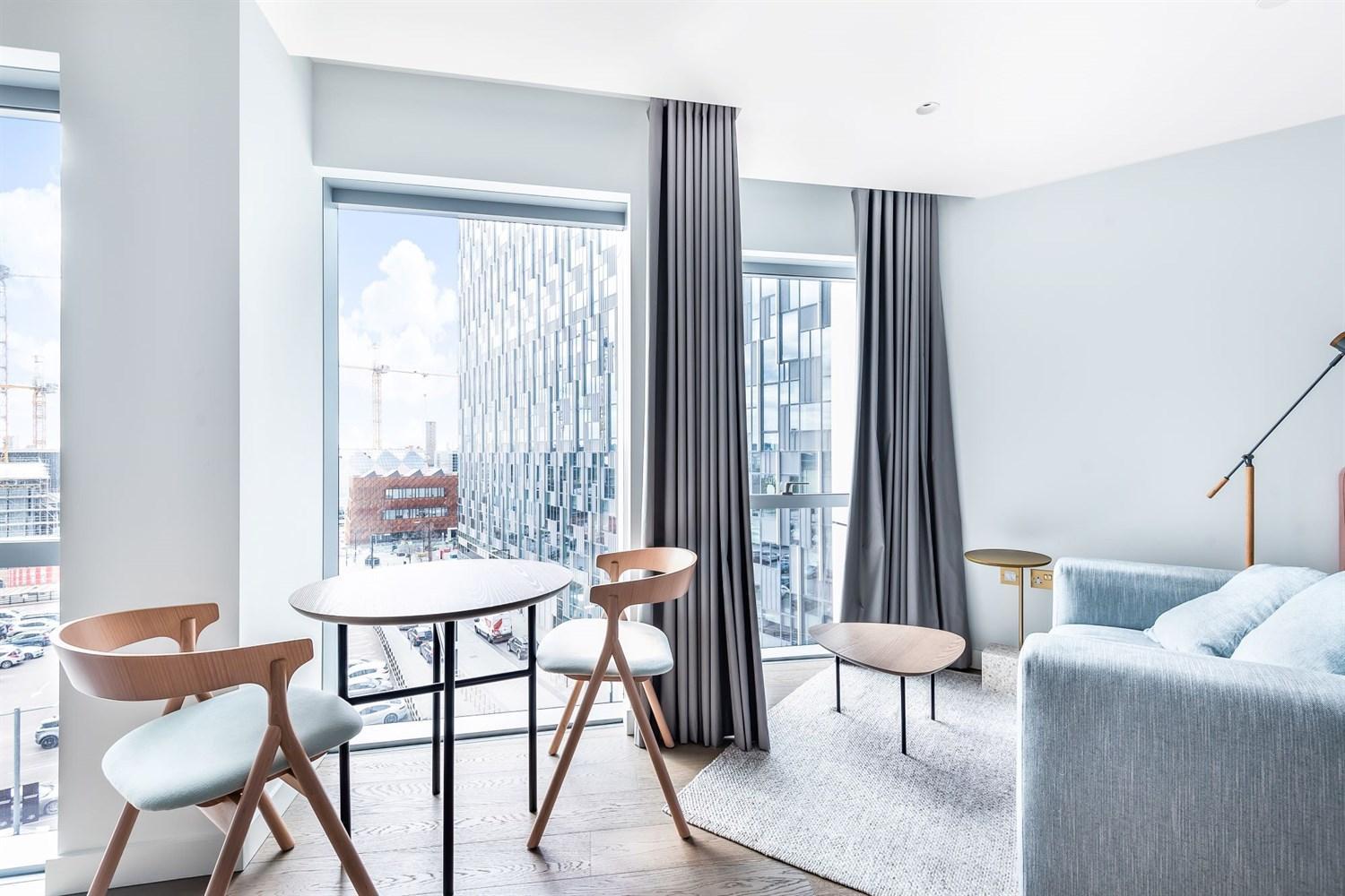 Beautiful, Stylish Studio Flat Near The O2 *