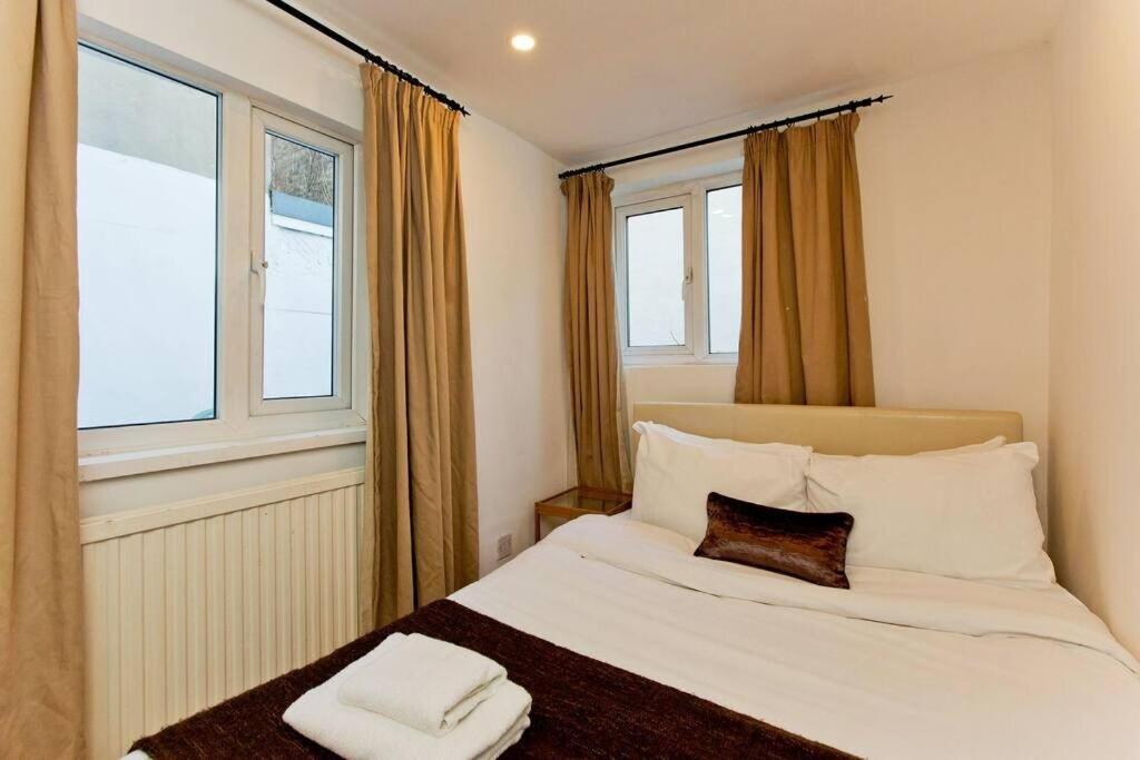 2 Bedroom Central Victoria Londres