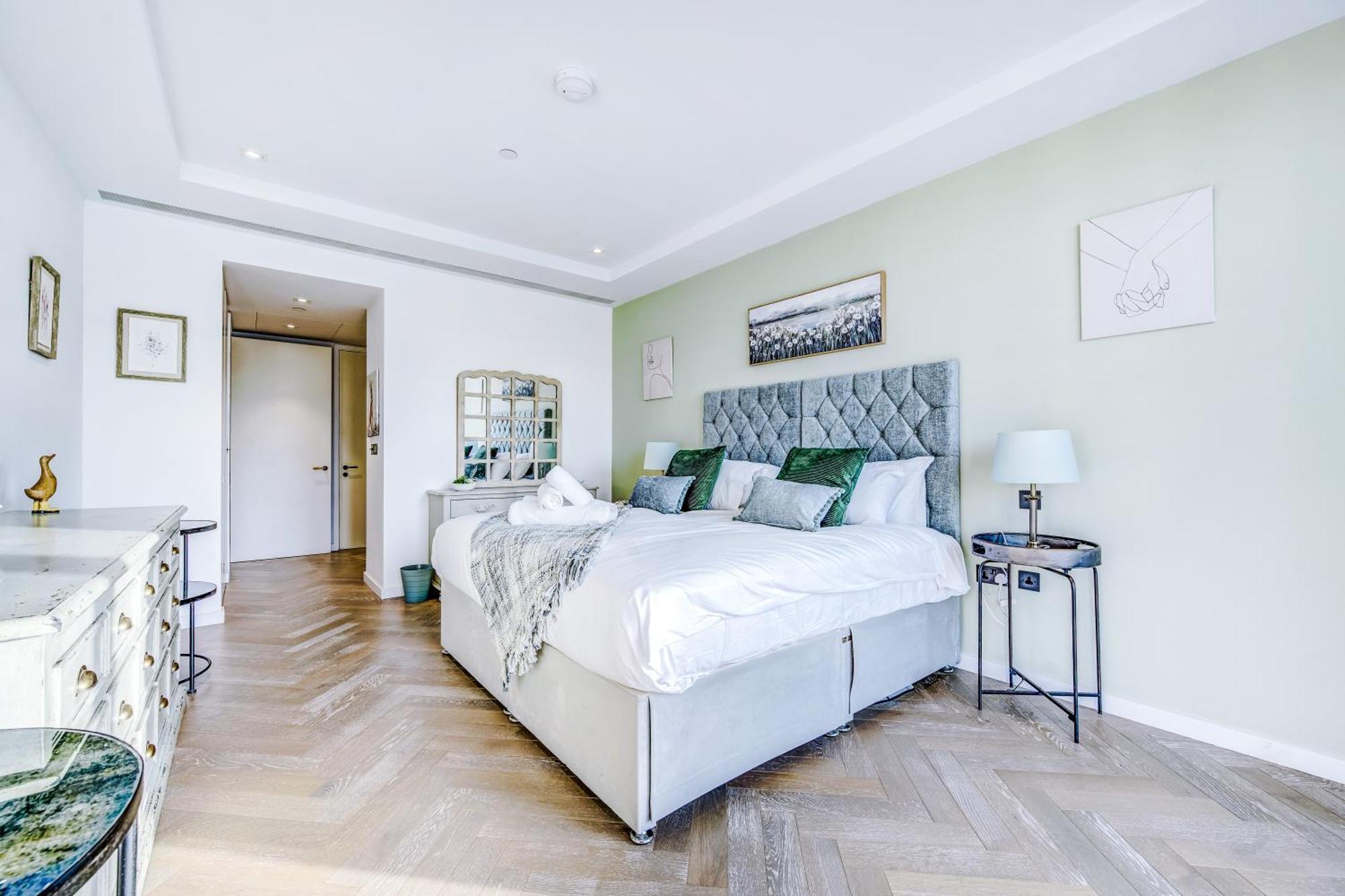 Stunning 2-bed In By 53 Degrees Property, Centre, Amazing Views! Hébergement de vacances Londres