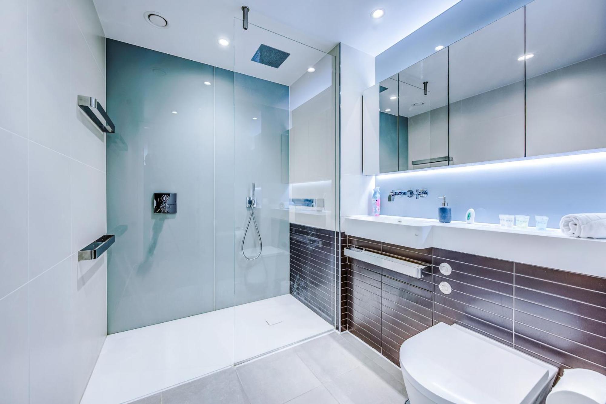 Hébergement de vacances Stunning 2-bed In By 53 Degrees Property, Centre, Amazing Views! Londres