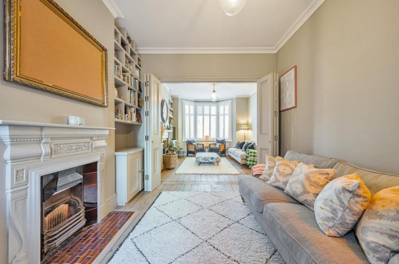 Hébergement de vacances Fantastic Edwardian 3br House W Gdn, Kensal Londres