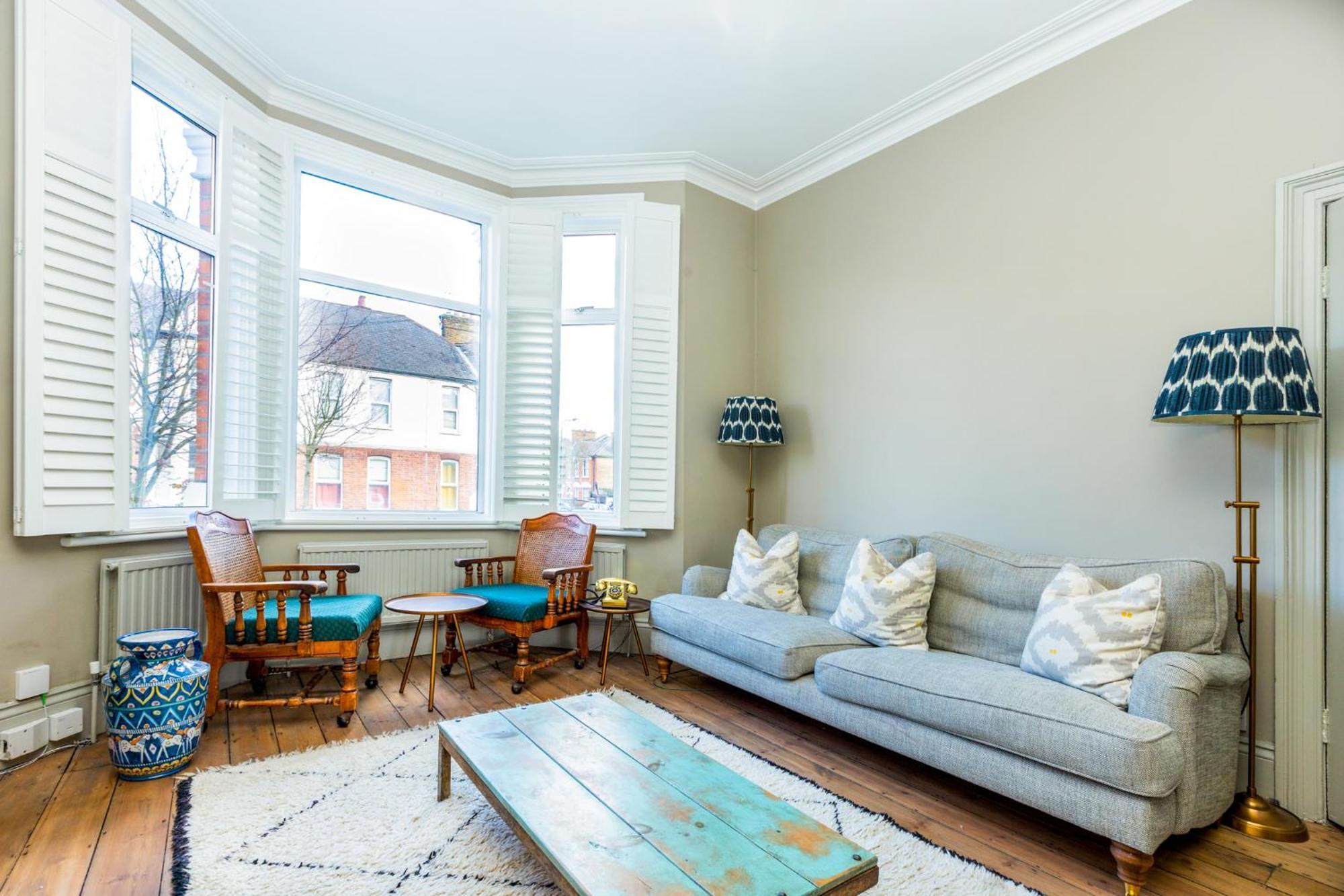 Fantastic Edwardian 3br House W Gdn, Kensal Hébergement de vacances *