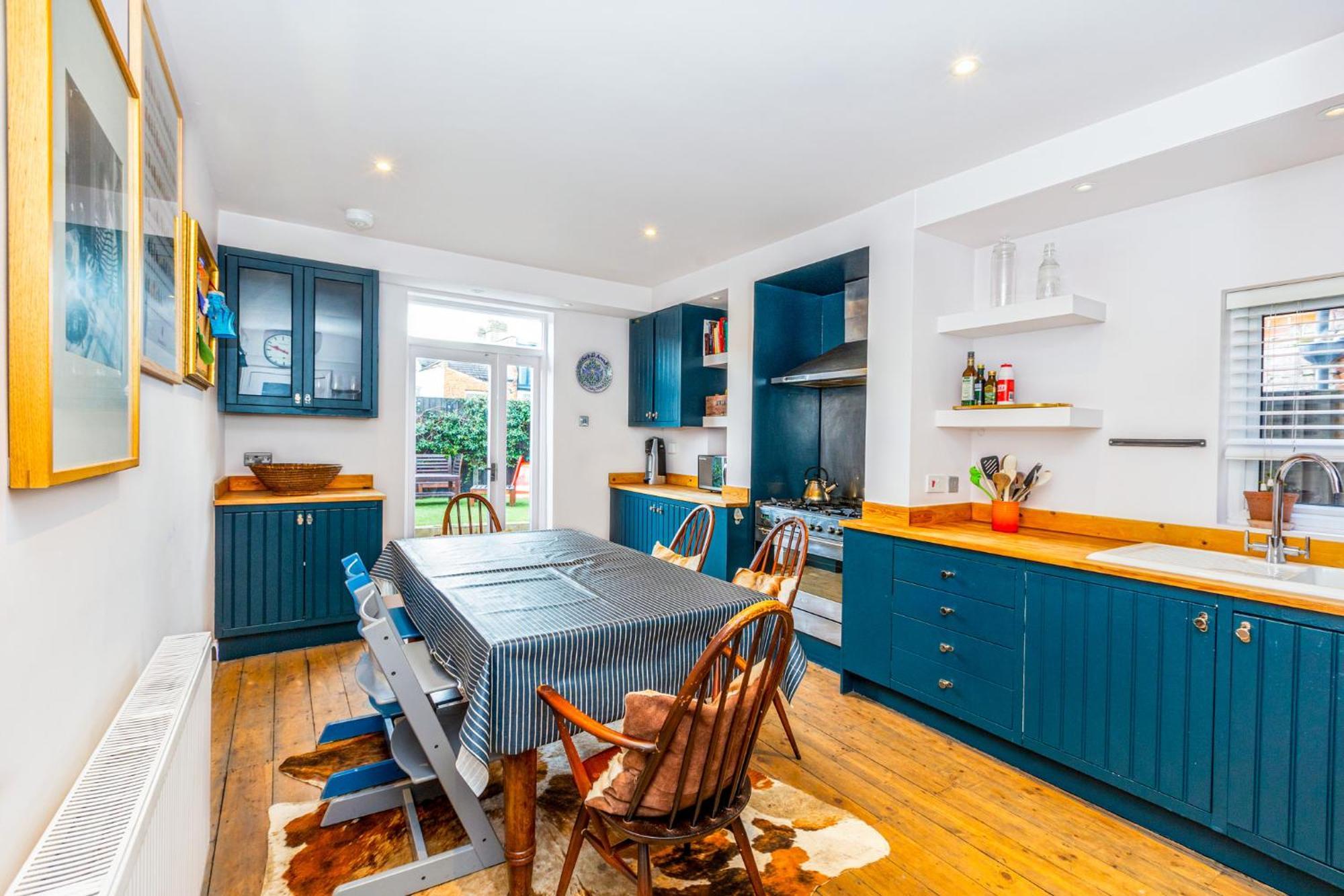 Hébergement de vacances Fantastic Edwardian 3br House W Gdn, Kensal