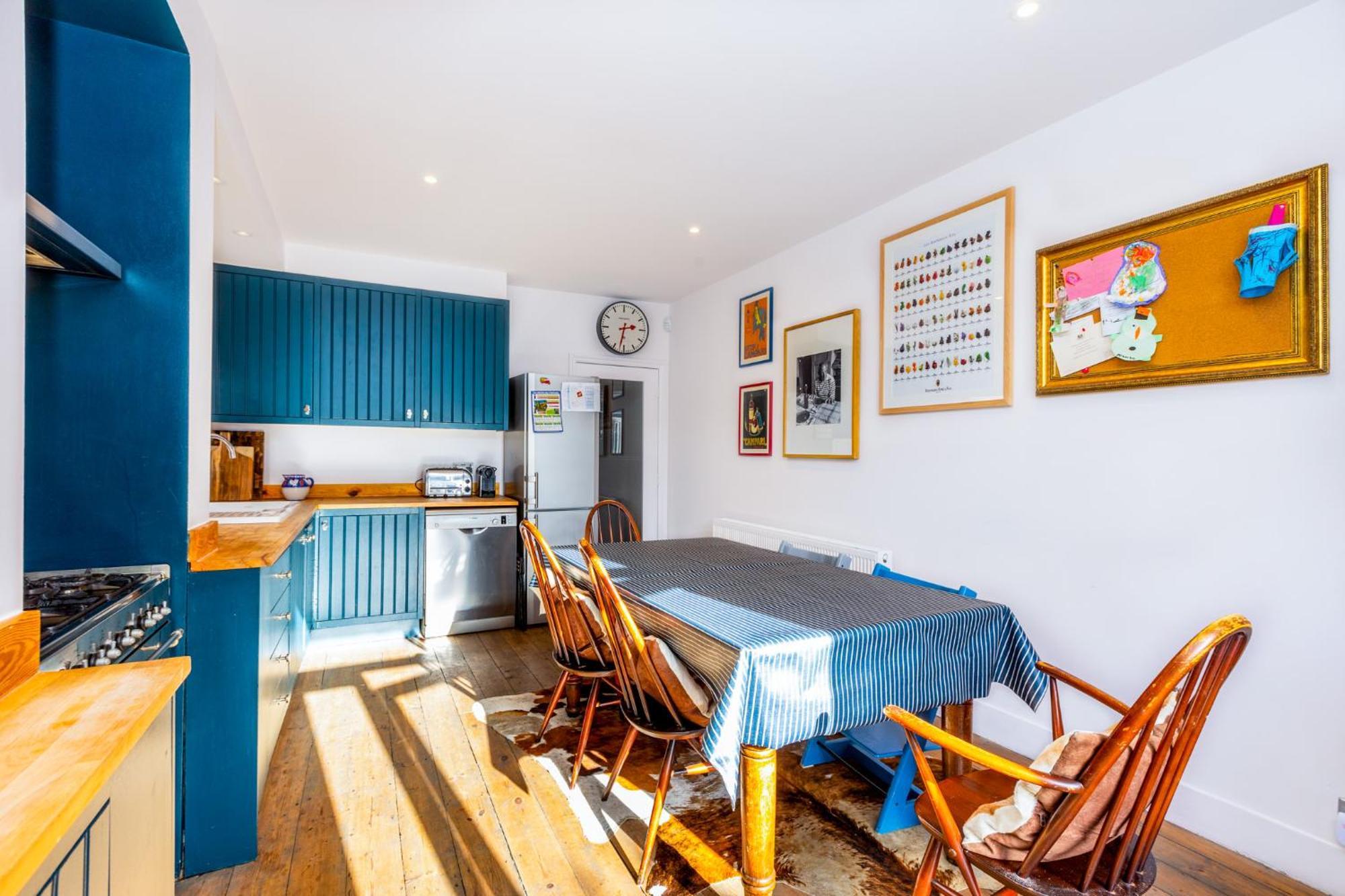 Hébergement de vacances Fantastic Edwardian 3br House W Gdn, Kensal