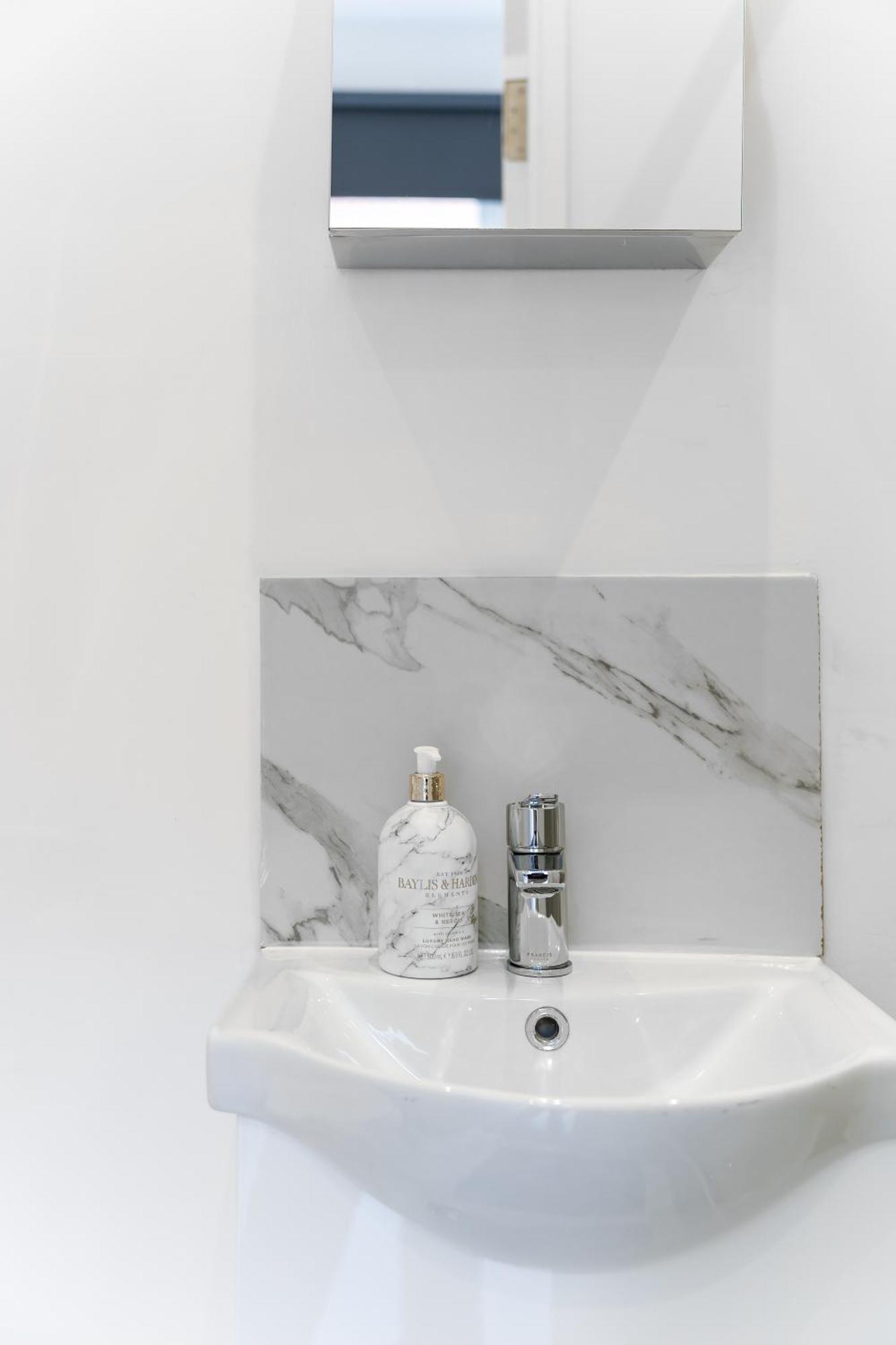 Modern Studio By Livestay Short Lets & Serviced Maison d'hôtes *