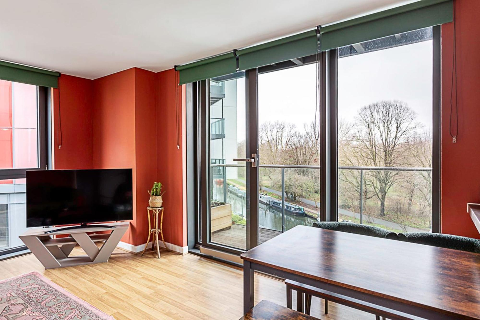 Vibrant And Modern With Canal Views * Londres