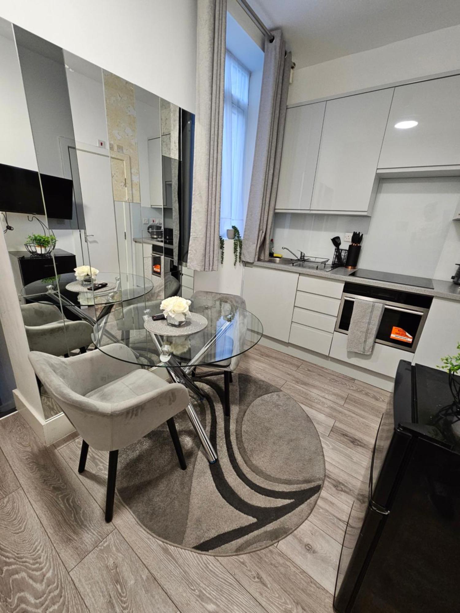 Apartment Large 30 Mins To Oxford Street *