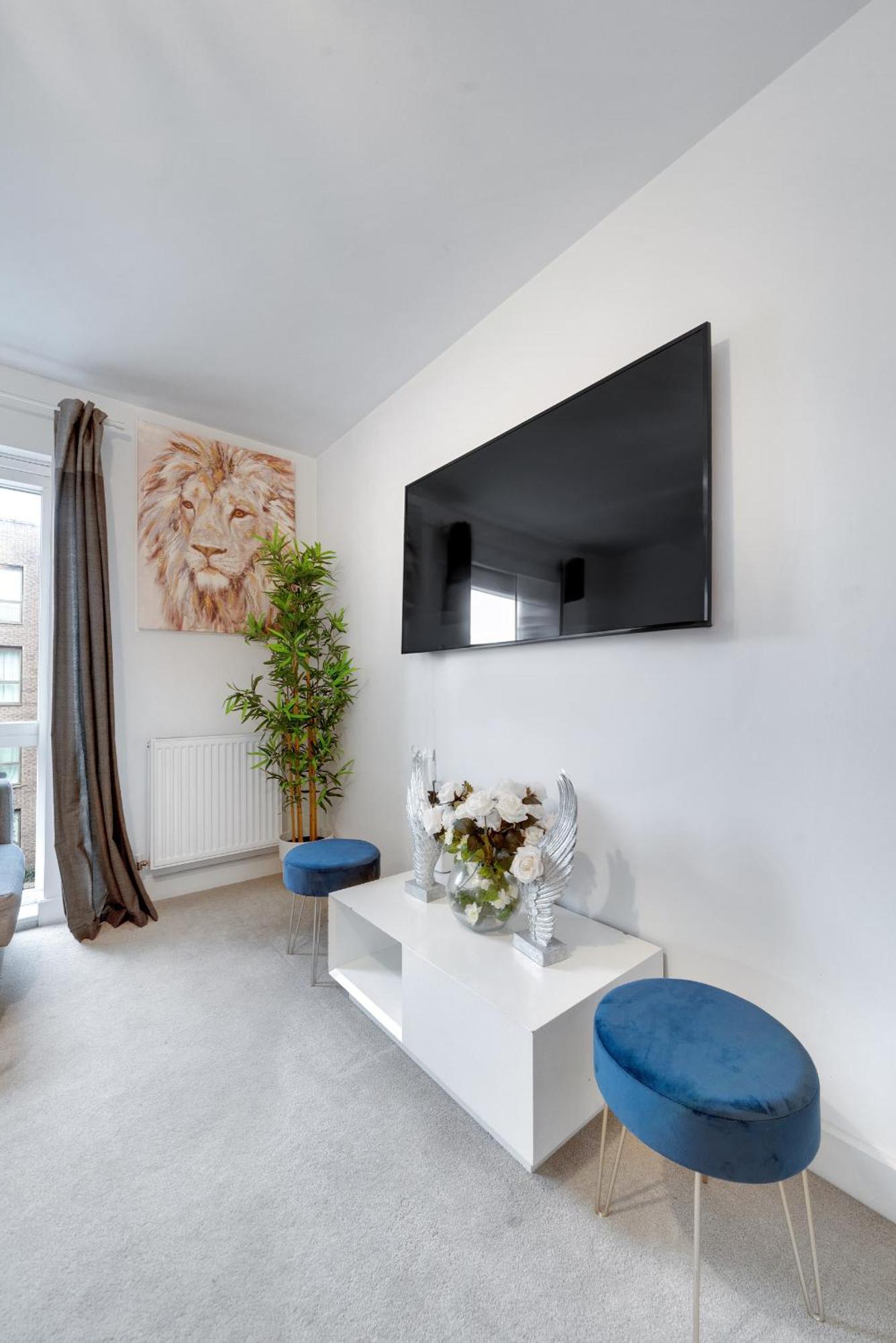 One Bedroom Serviced In Catford Close To Lewisham - Perfect For Long Stay, Business, Leisure And Relocations *