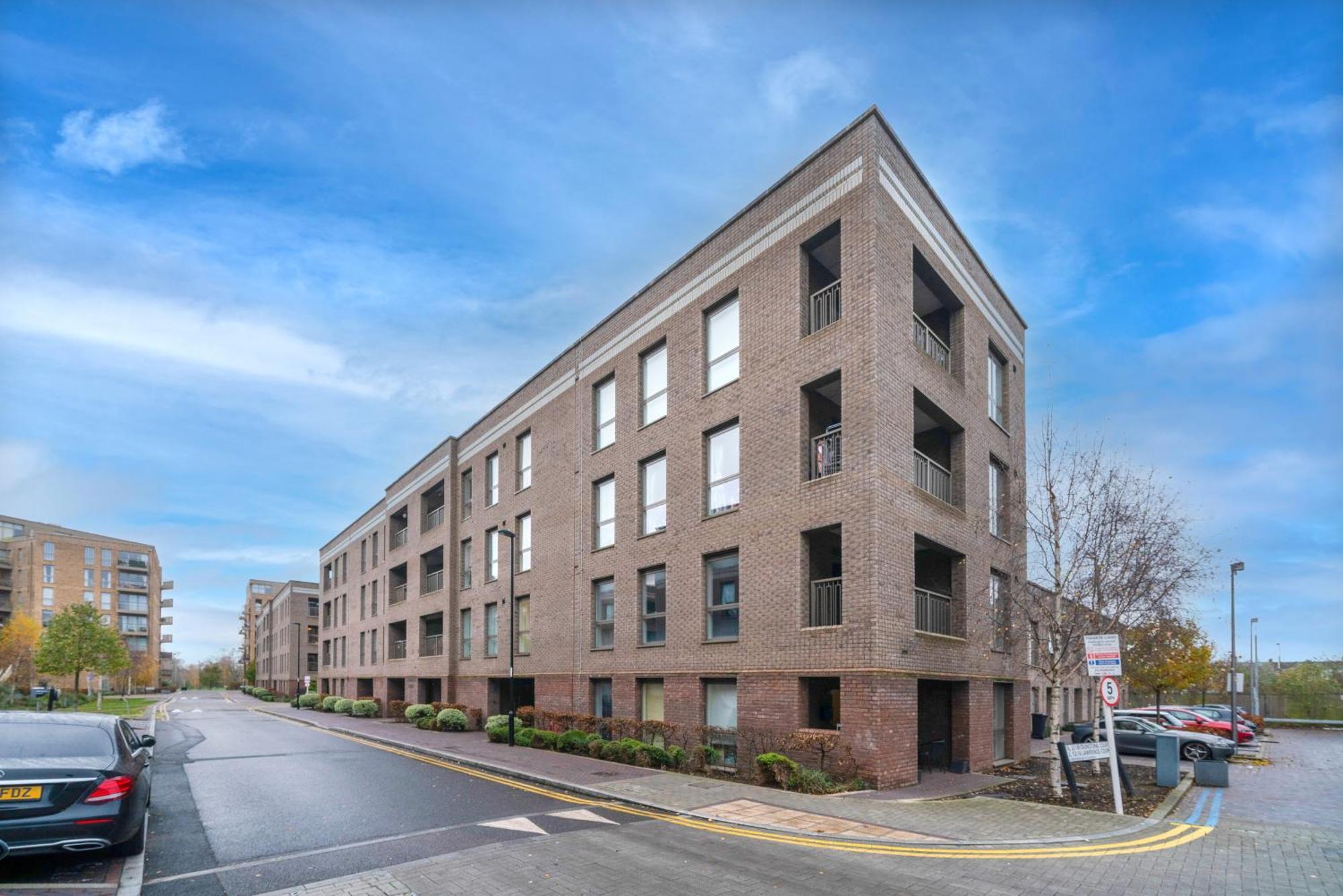 One Bedroom Serviced In Catford Close To Lewisham - Perfect For Long Stay, Business, Leisure And Relocations