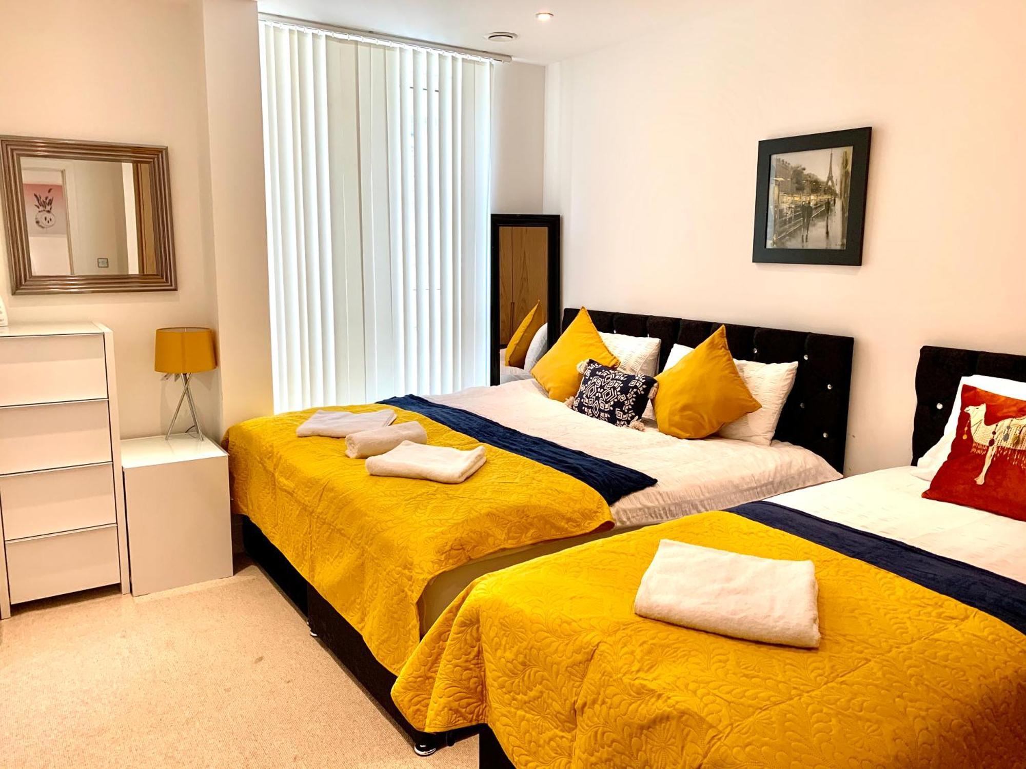 Dockland Excel 2 Bedroom *