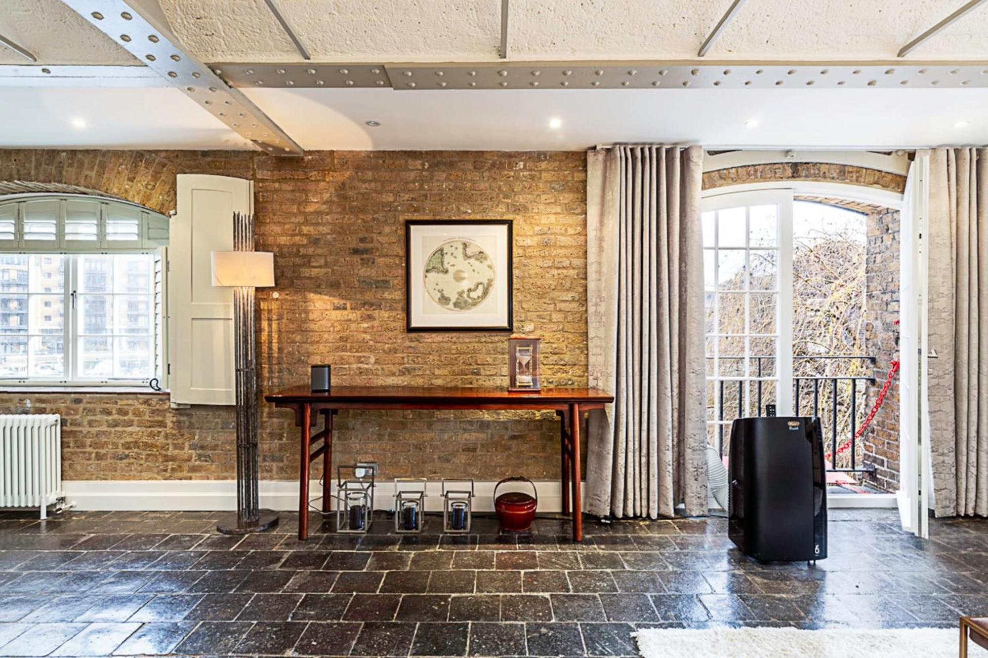 Charming In St Katharine Docks Appartement *