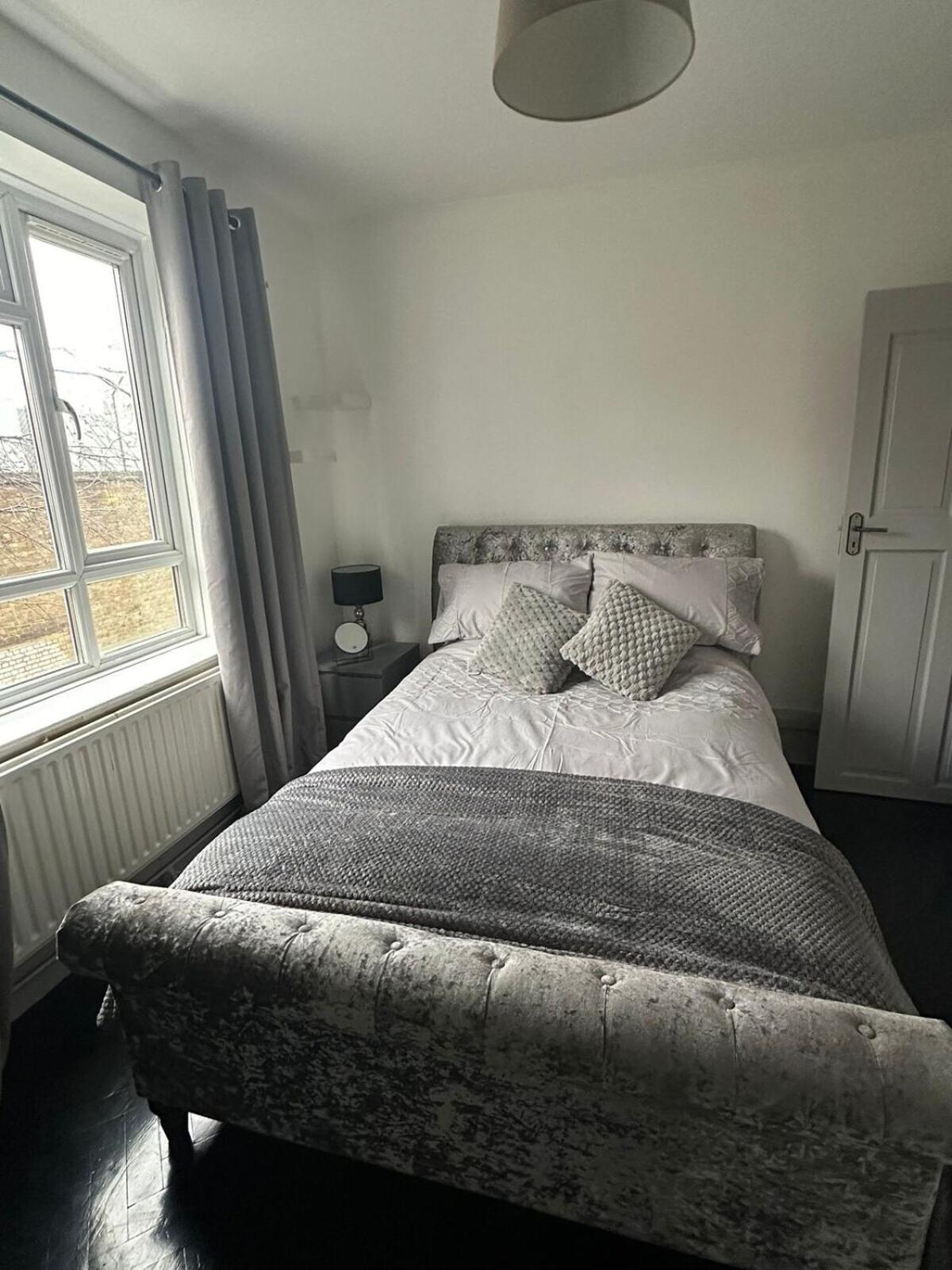 Clapham Common 3 Bed London