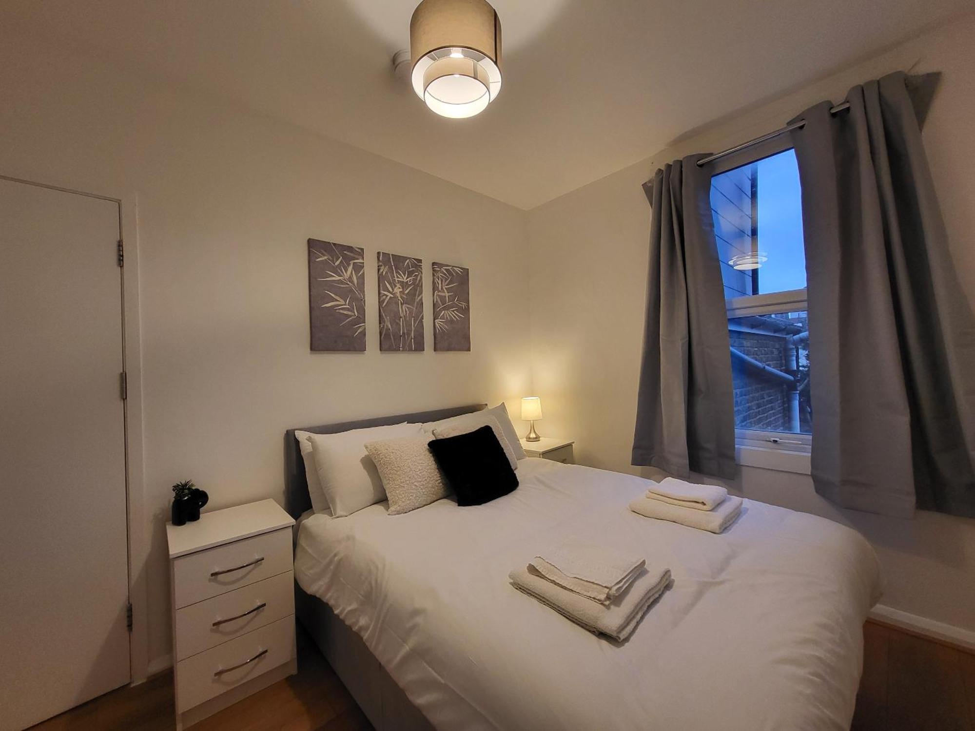 5br Retreat - Walk To Tube, Explore * Londres