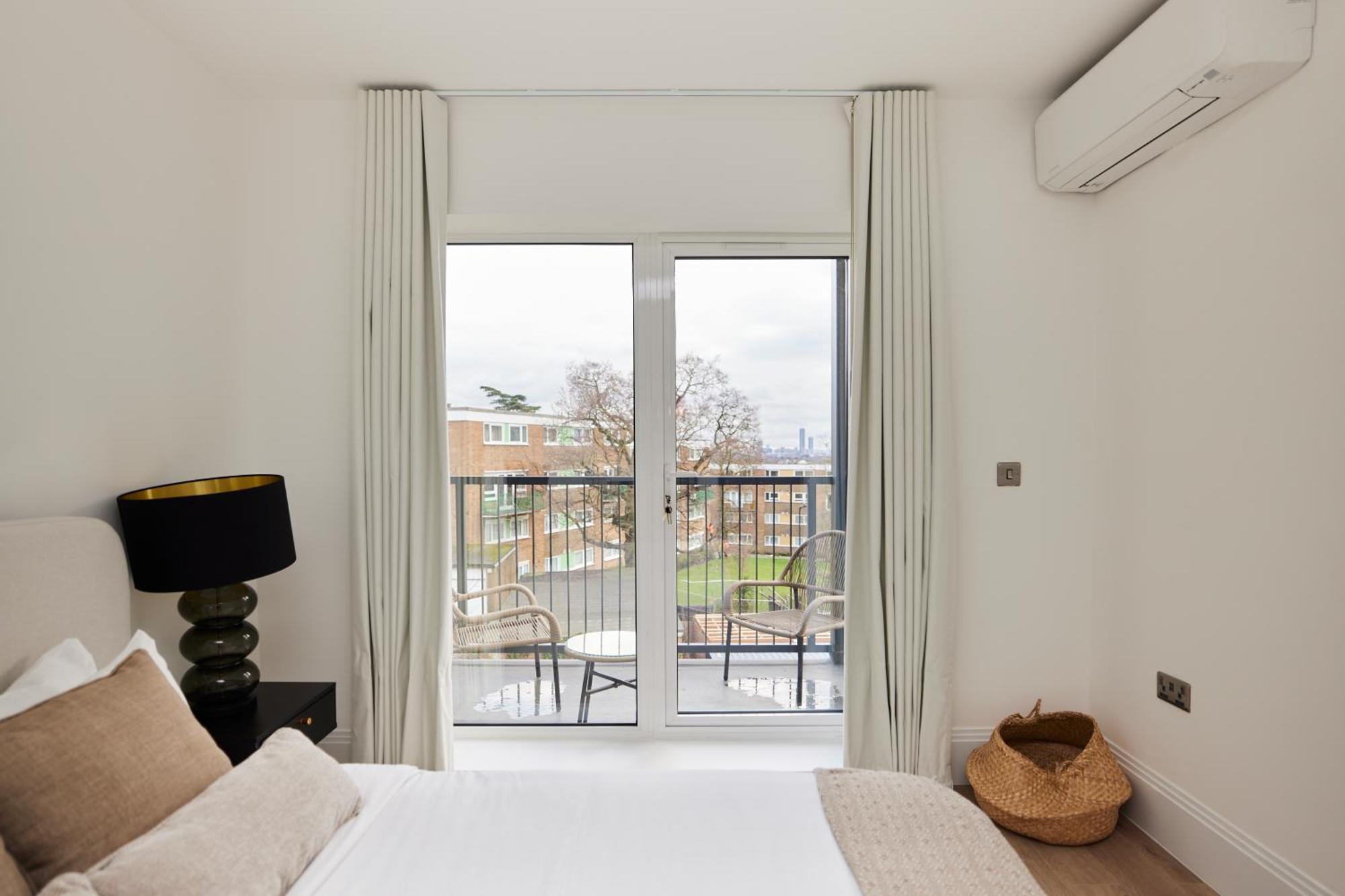 The Wembley Park Sanctuary - Stunning 2bdr Flat With Balcony Apartment