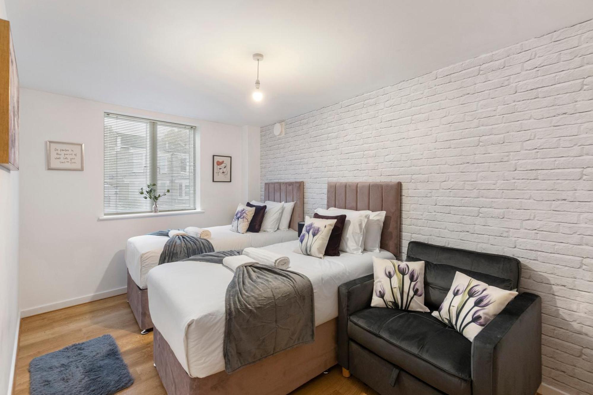 Apartment Tranquil Urban Haven *