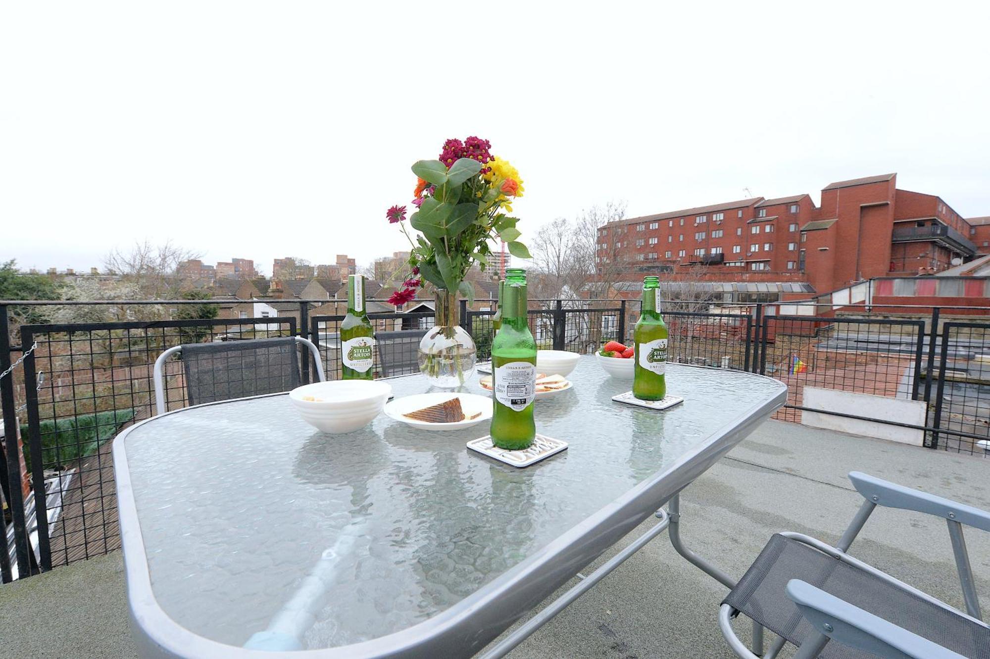 Apartamento 2 Bedroom Flat In Wood Piccadilly Line