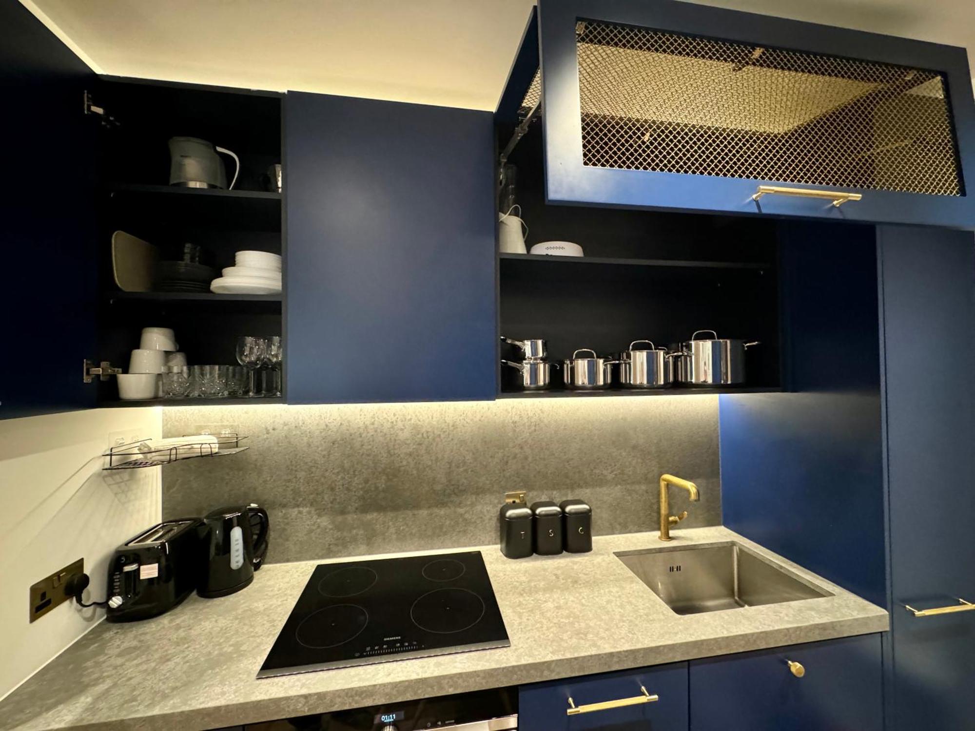 Amazing Cosy Apartment, Next To O2 Arena And Close To Excel, Secure Parking Appartement Londen