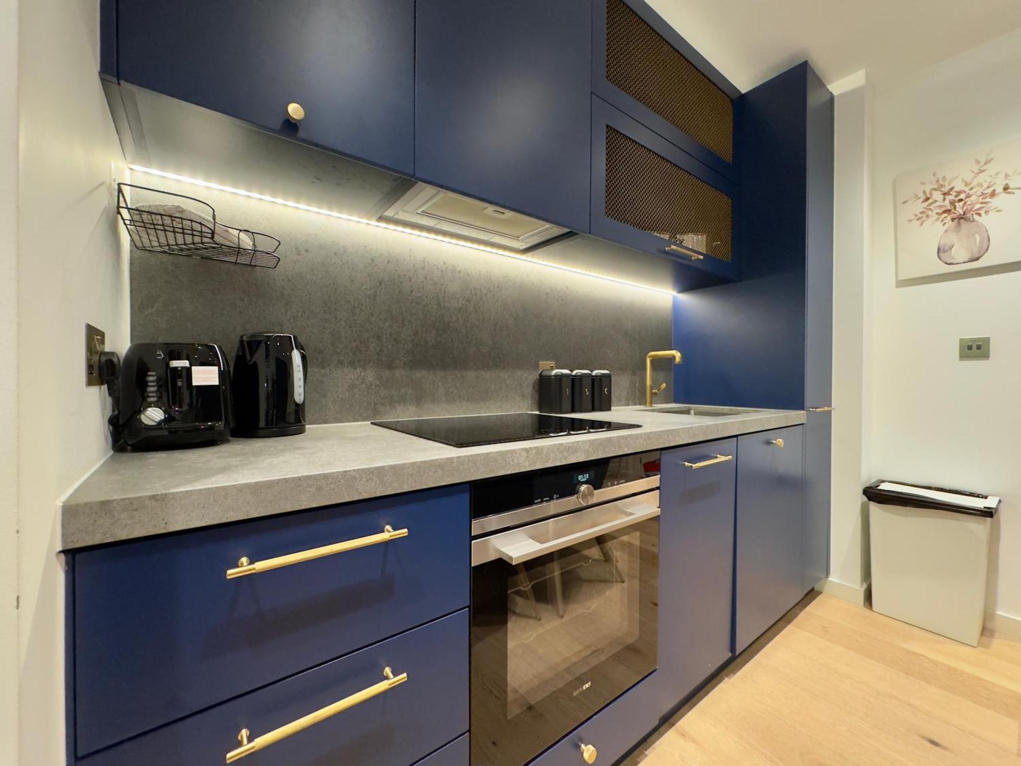 Amazing Cosy Apartment, Next To O2 Arena And Close To Excel, Secure Parking Londen