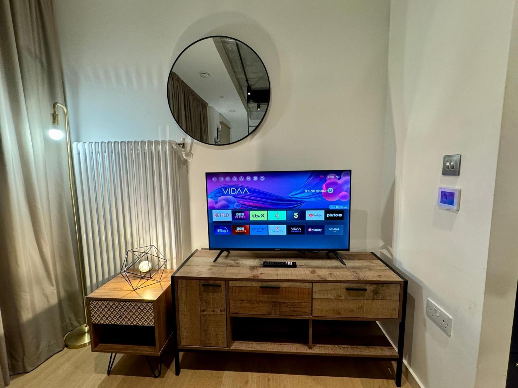 Amazing Cosy Apartment, Next To O2 Arena And Close To Excel, Secure Parking * Londres
