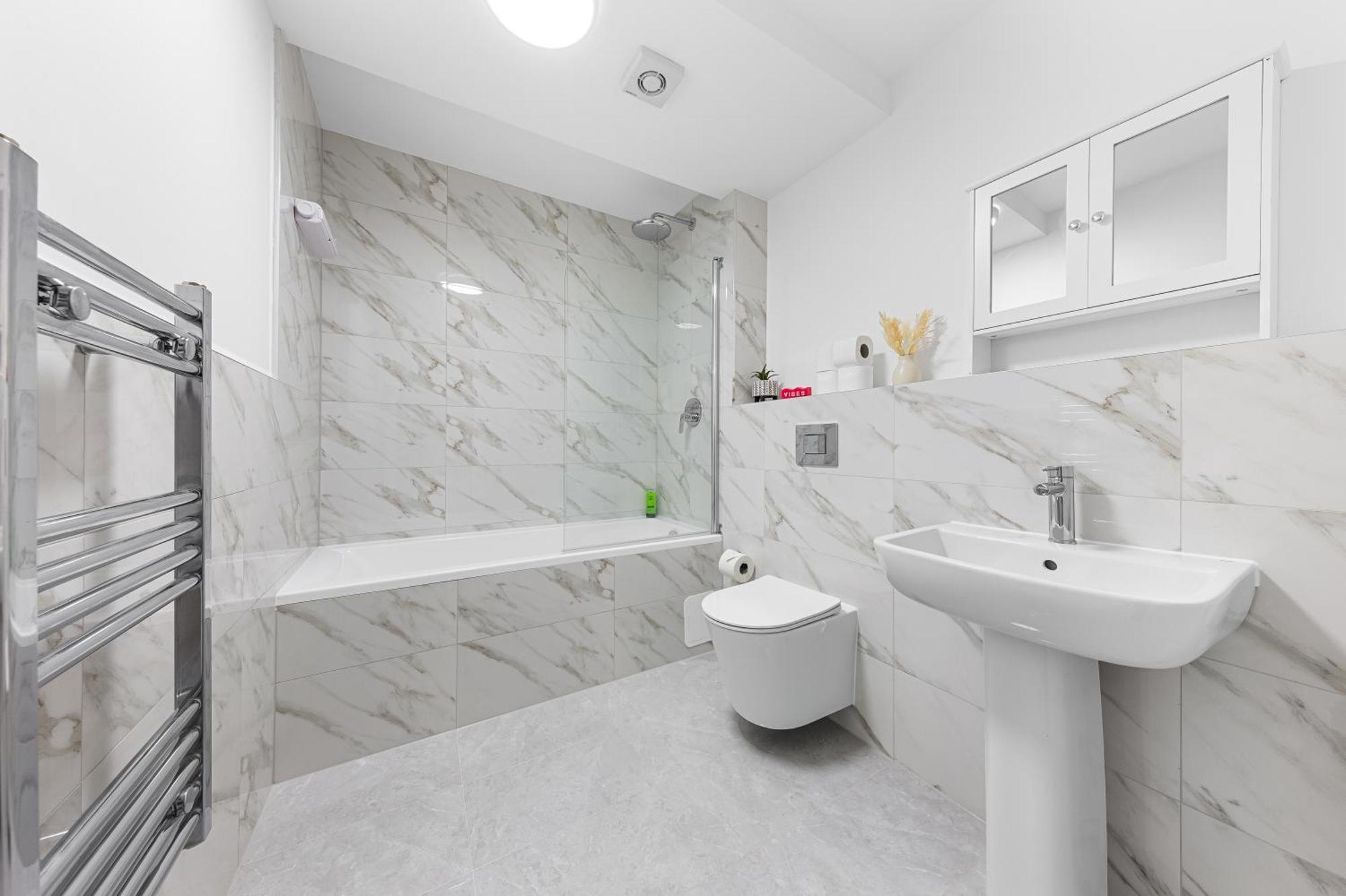 Spacious Sleep 14 1 Min From Tooting Station Mr3 Appartement
