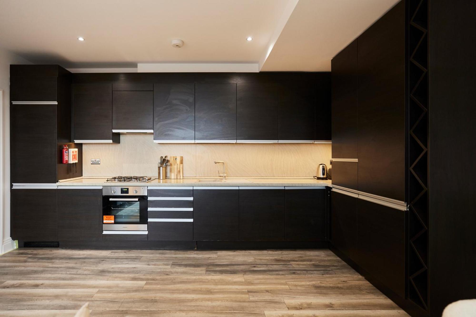 The Harlesden Escape - Spacious 3bdr Flat With Balcony Appartement *