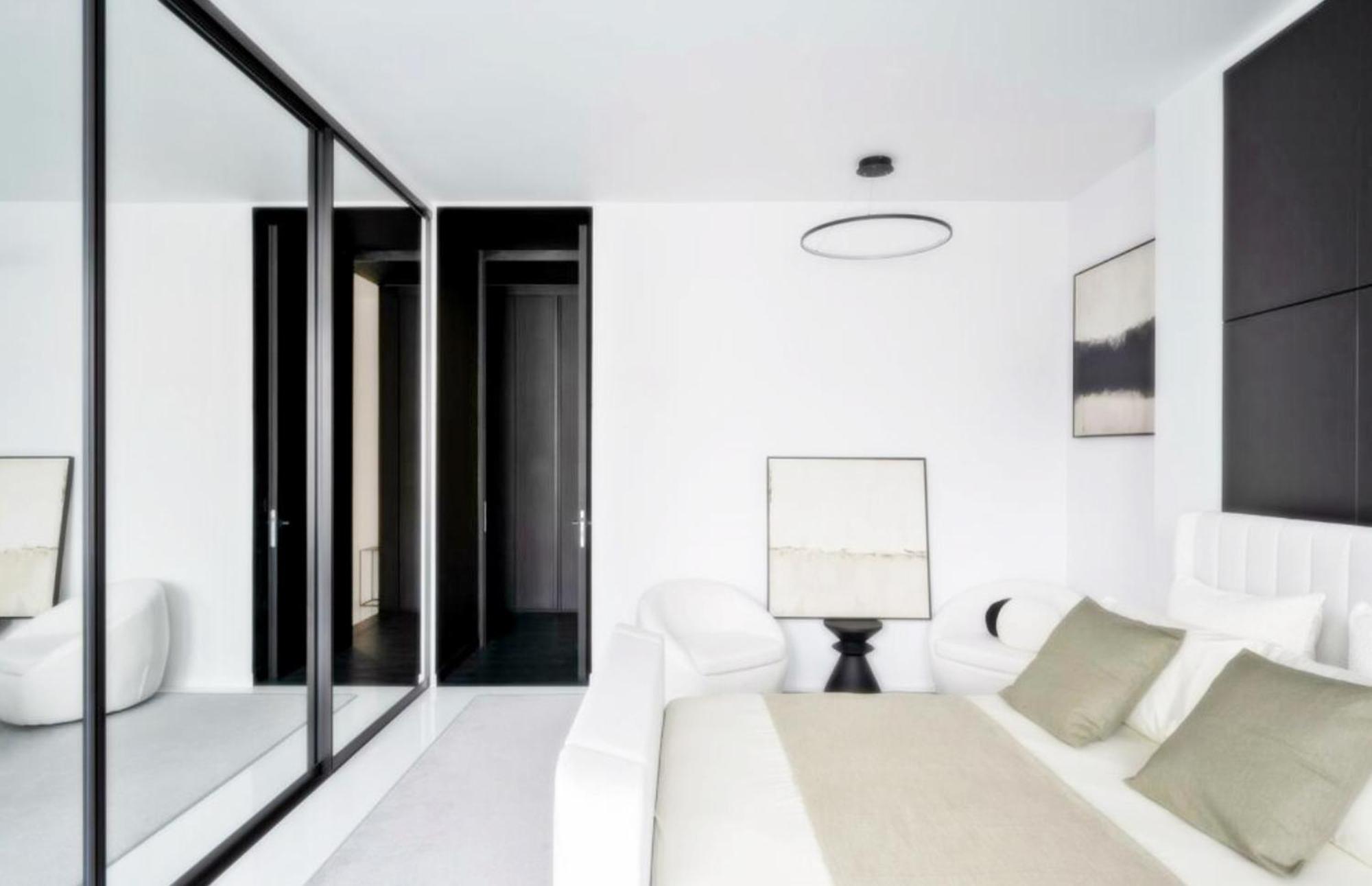 Lovely Four Bedroom Parking Available Appartement Londres