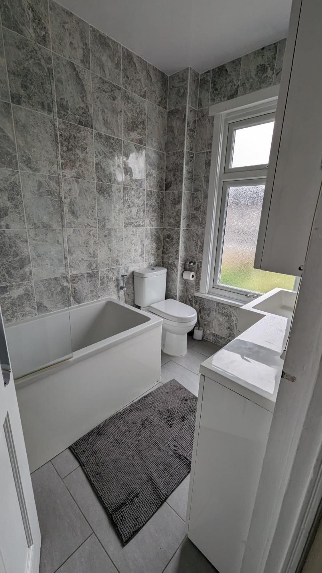 Casa de Férias 3 Bedroom House,4beds, 2 Baths Ilford ,12 Mins To Stratford *