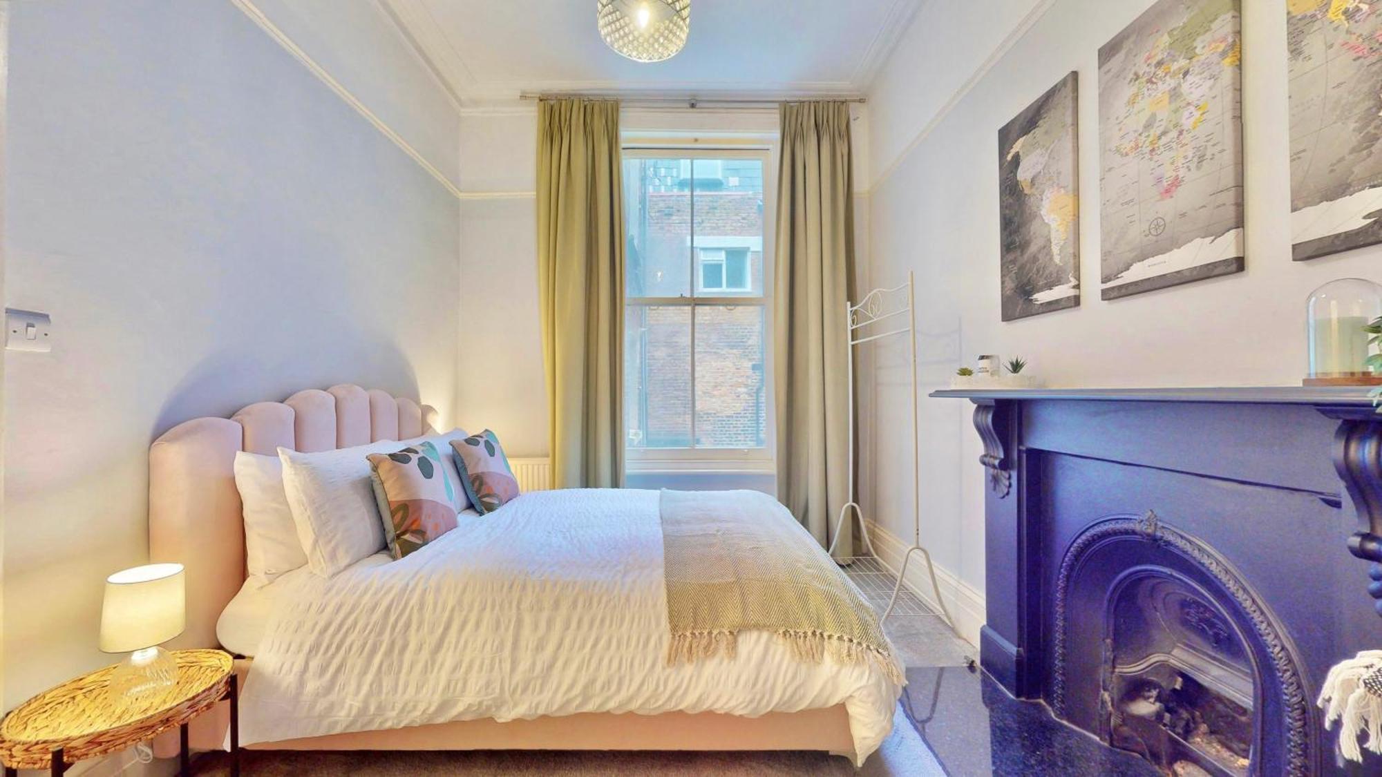 Bright & Spacious West Gem *
