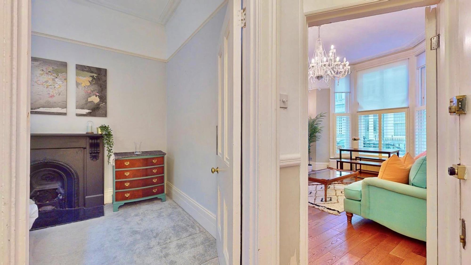 Bright & Spacious West Gem Appartement Londen