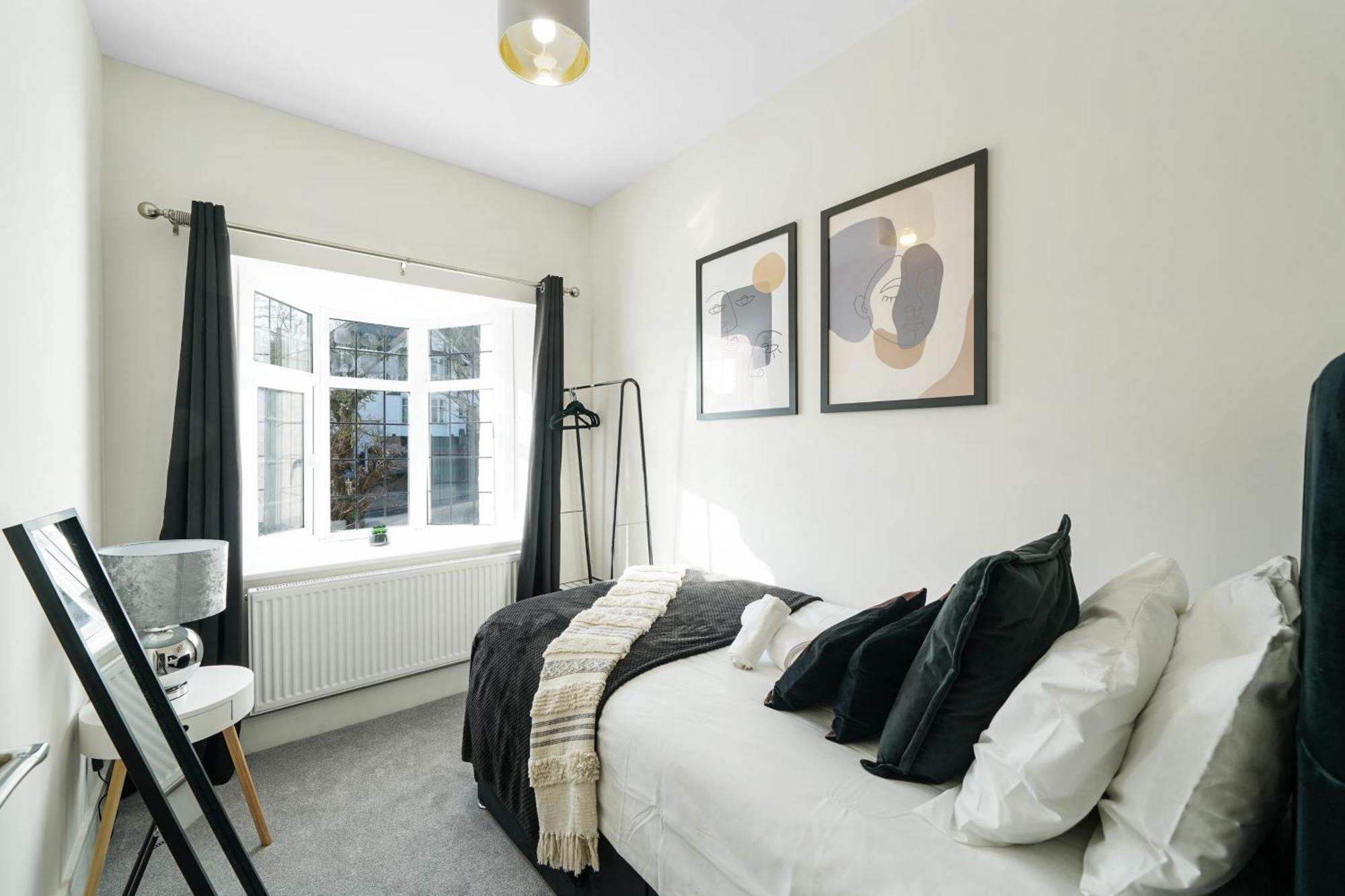 Holiday home Luxurious House In Wembley - Garden
