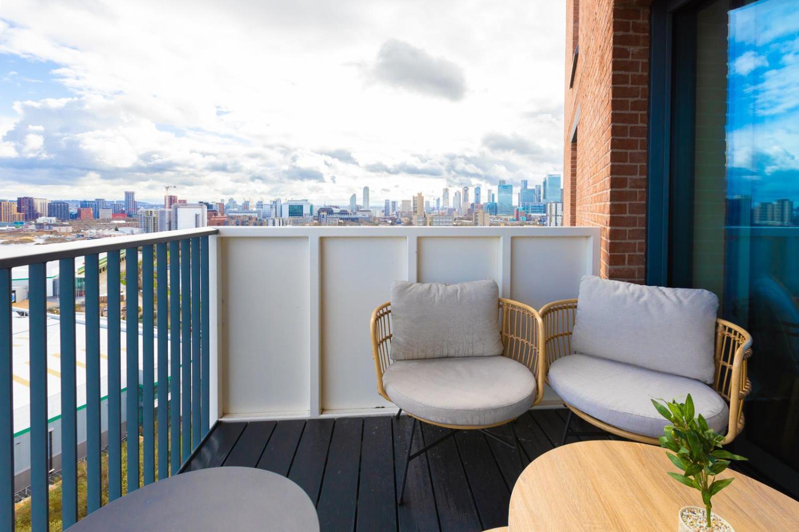 Modern 2bd Flat In Canary Wharf With And River Views Appartement Londen