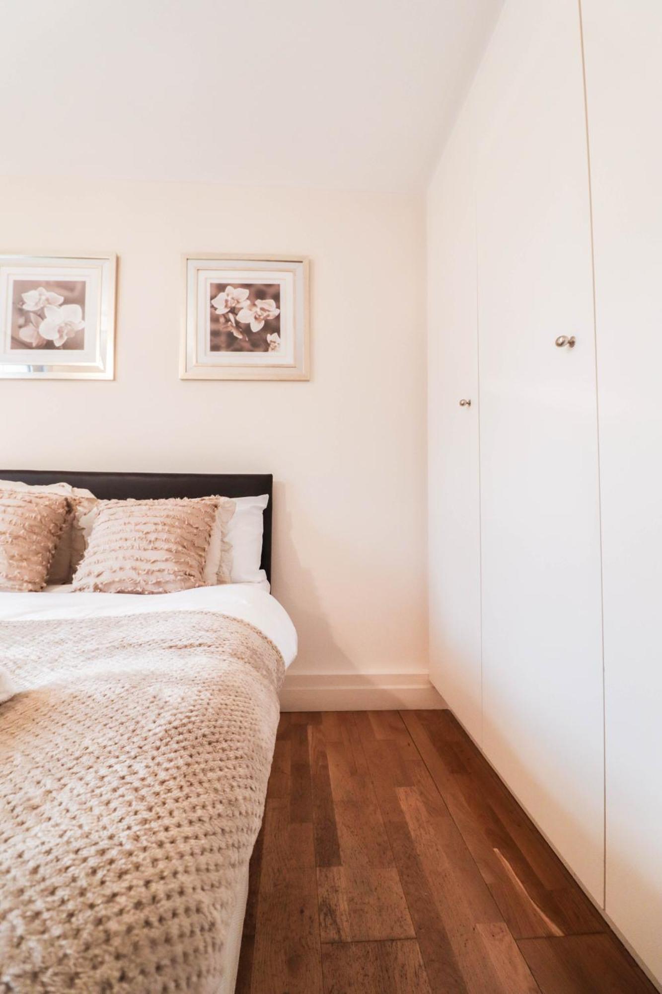 Gorgeous 2-bedroom *