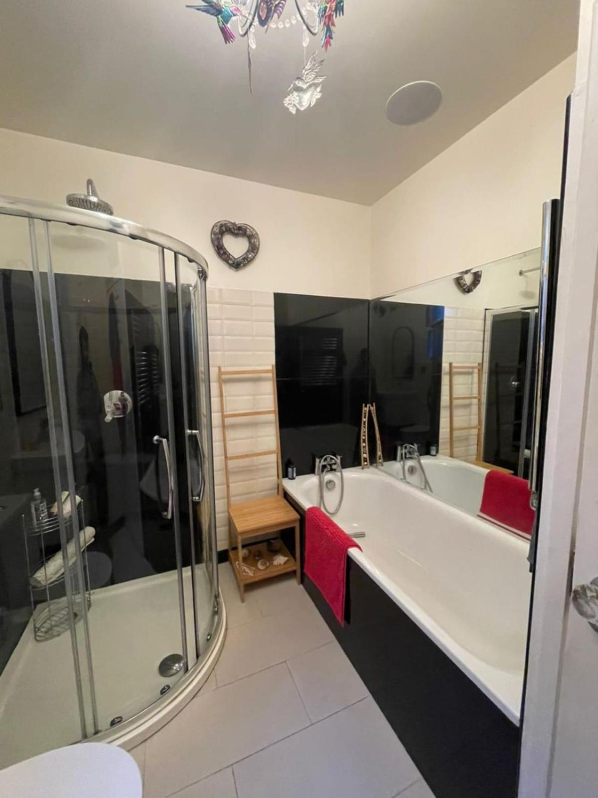 Luxurious 1 Bedroom Flat With Private Garden Appartement *