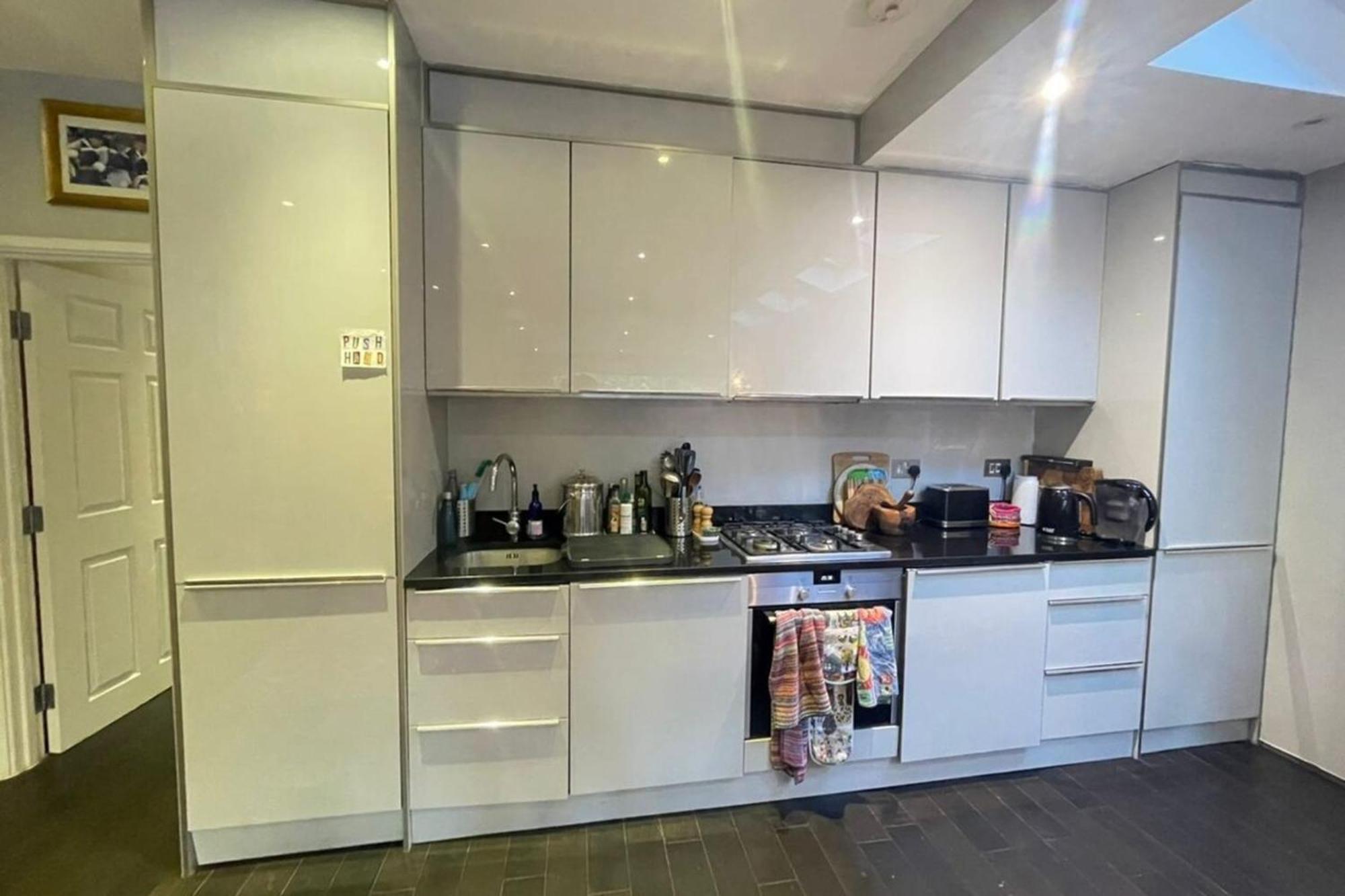 Luxurious 1 Bedroom Flat With Private Garden * Londres