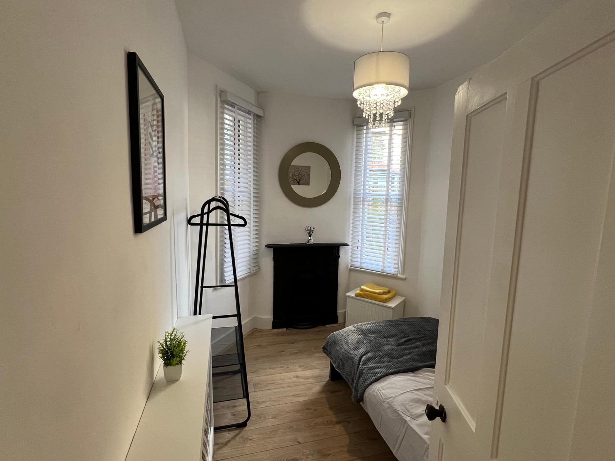 2 Bedroom Flat 10 Min Walk To Tube Appartement